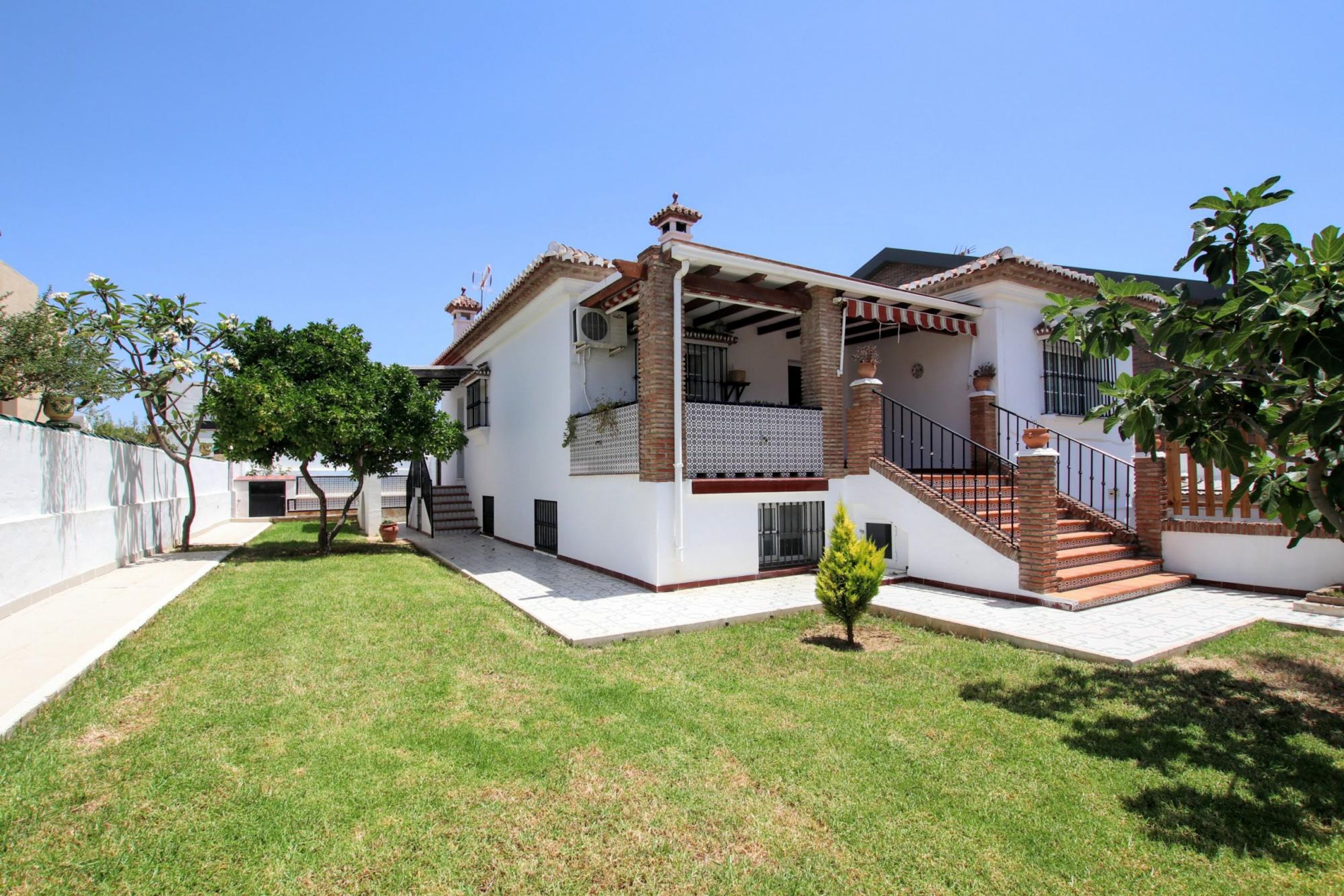 Property Image 1 - Cozy Family Villa in Retamar near to Torremolinos Beach
