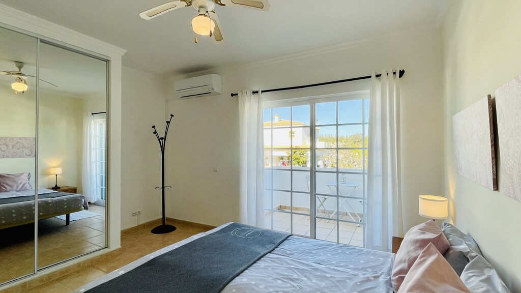 Suite room on the 2nd floor with double bed and includes an extra single bed