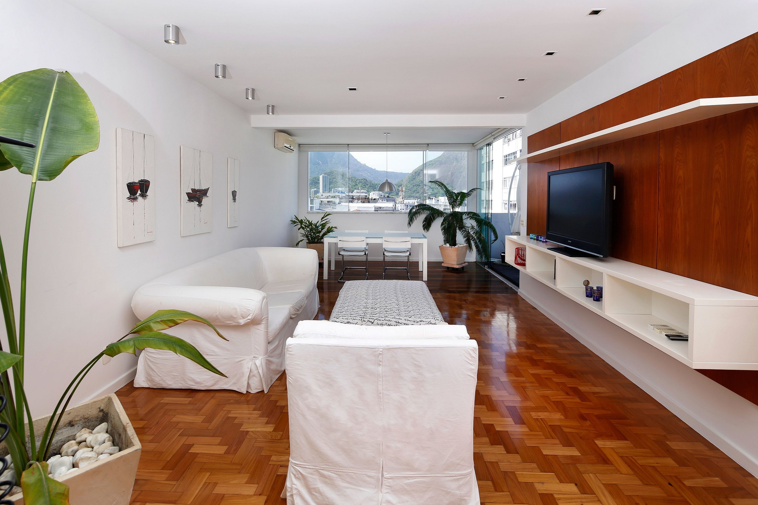 Rio015 - Lovely 2 Bedroom modern penthouse in Ipanema