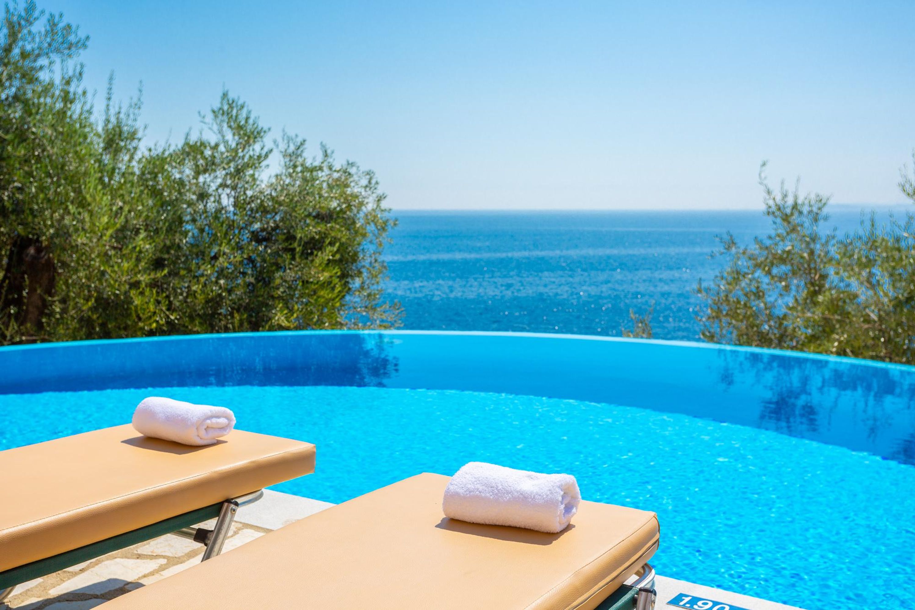 Property Image 2 - Villa Petros  Large Private Pool  Walk to Beach  Sea Views  A C  WiFi  Car Not Required              - 180