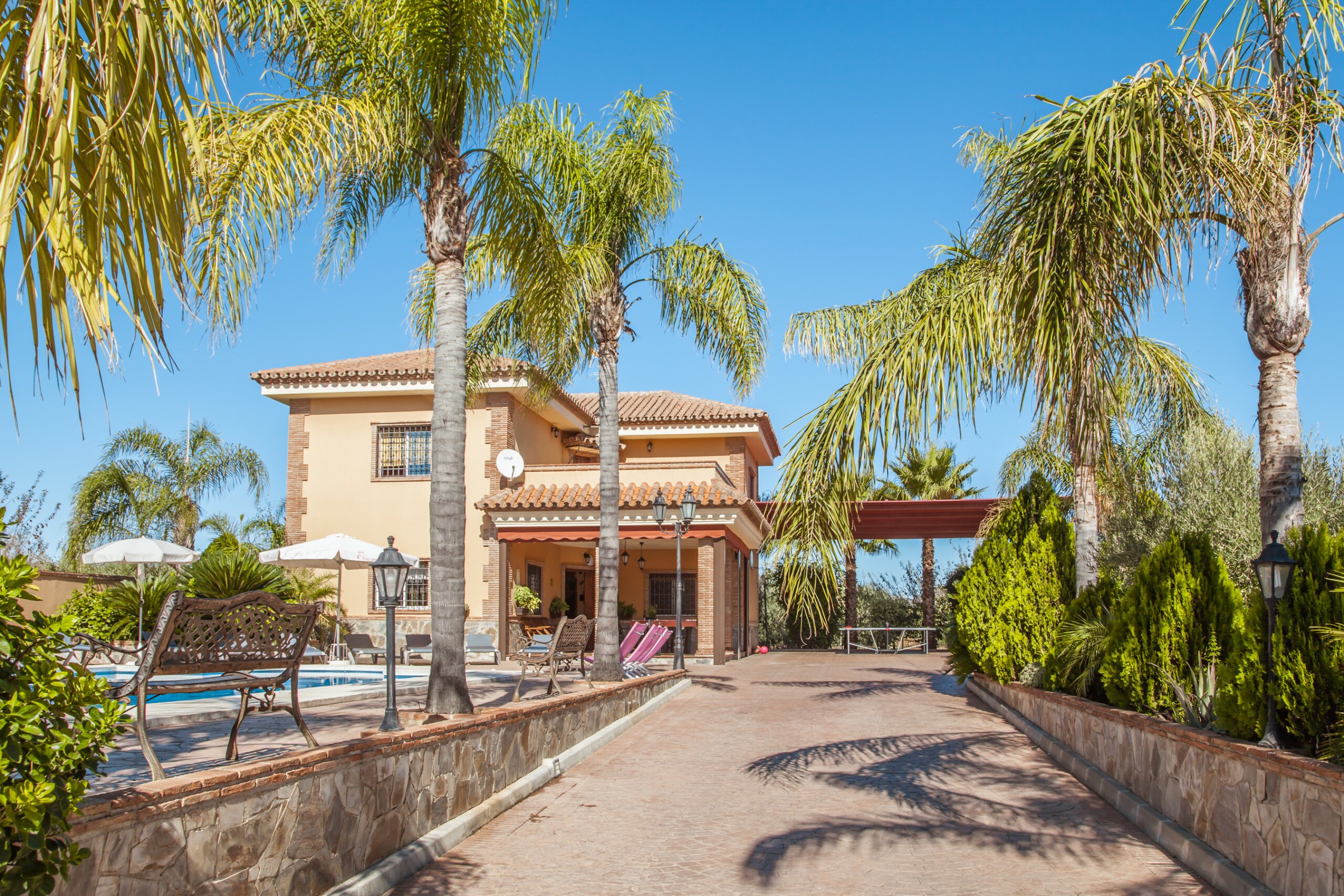 Property Image 2 - Rural Villa with Swimming Pool and Table Tennis