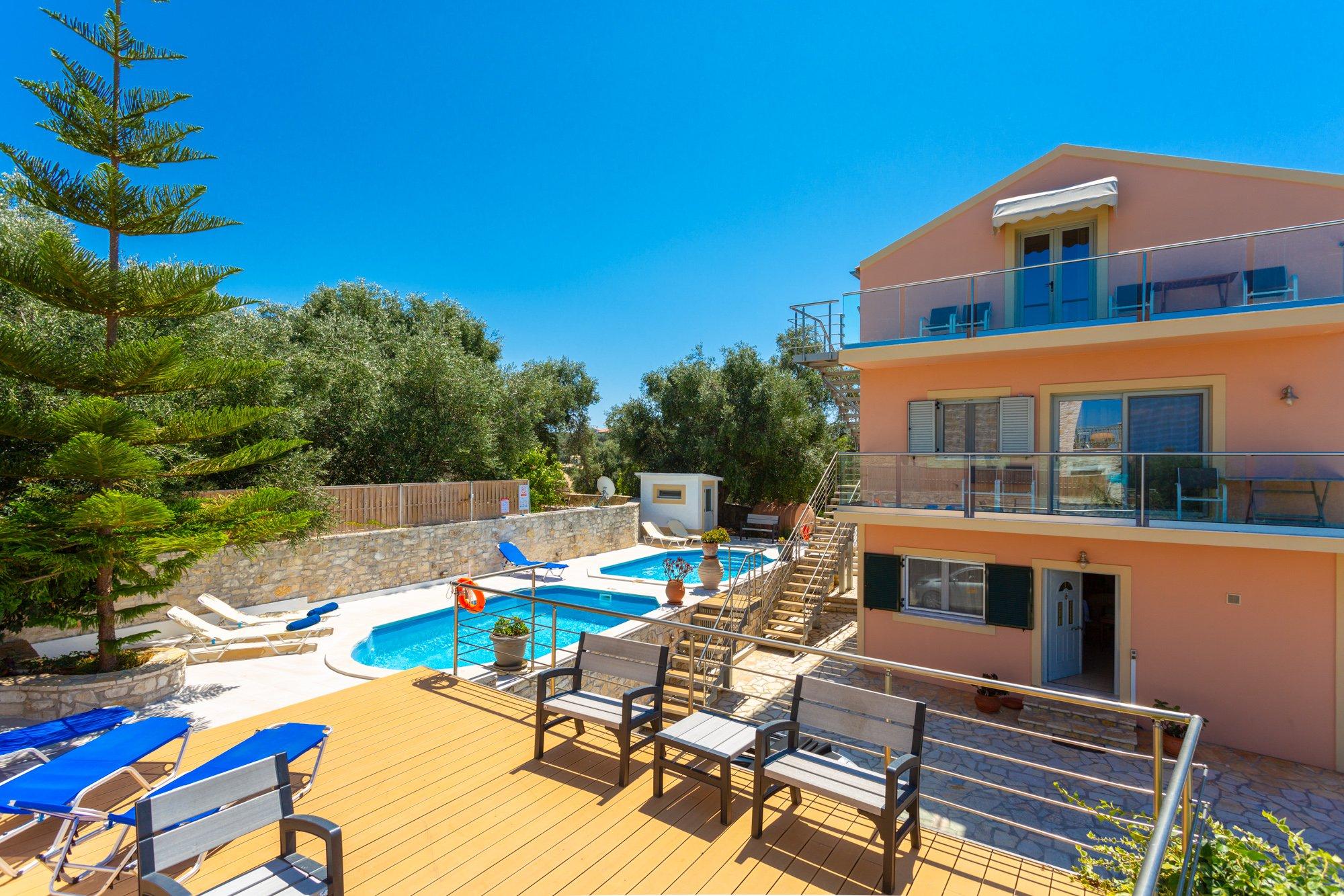 Property Image 2 - Fresh Elegant Villa with Picturesque Sea View