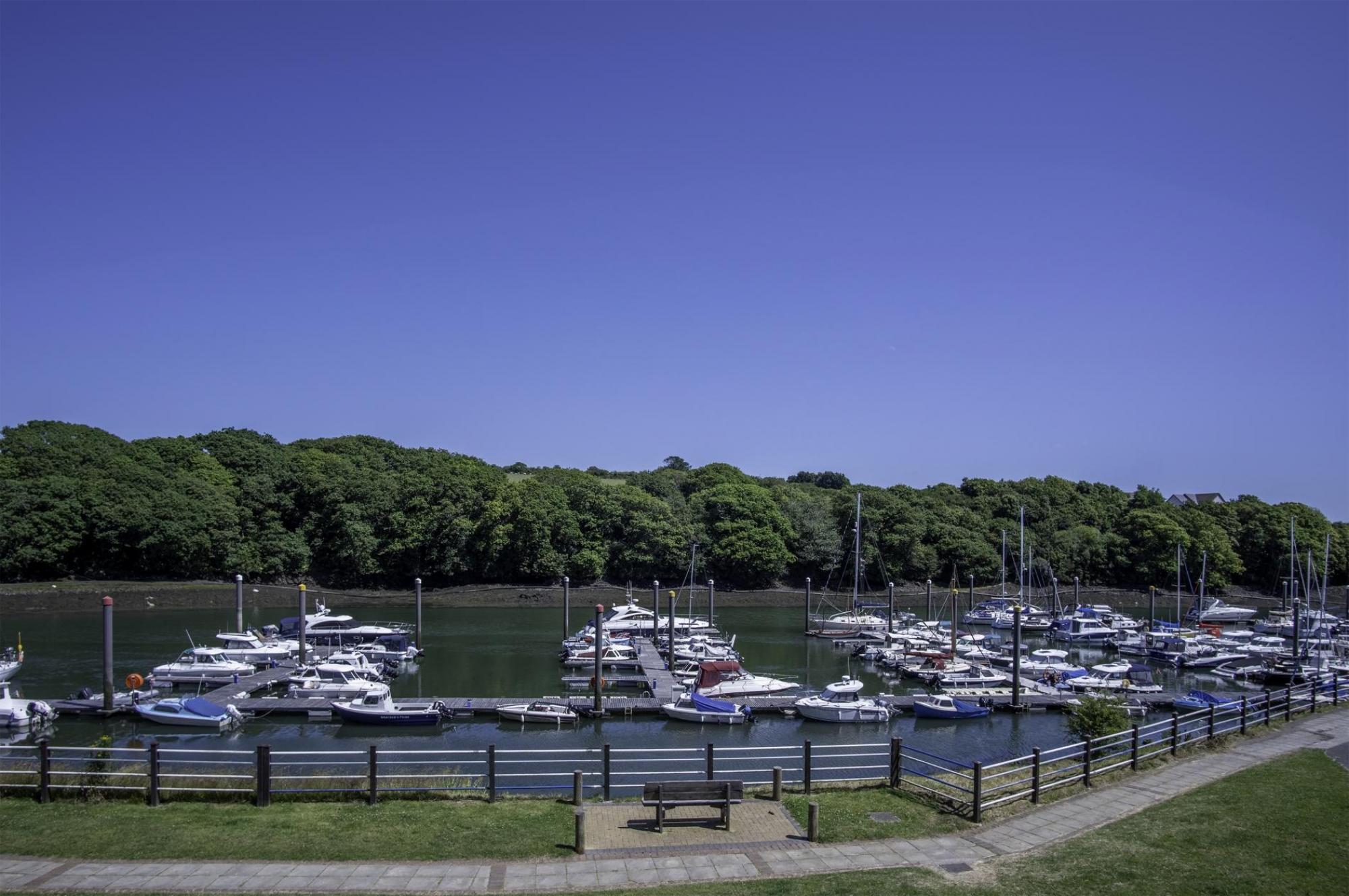 Property Image 1 - Nicely Furnished Apartment Overlooking Neyland Marina