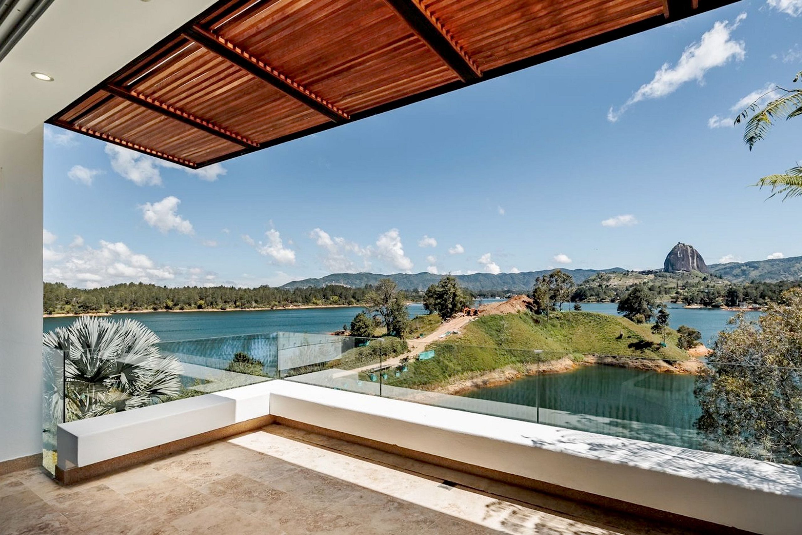 Property Image 1 - Spectacular country house in Guatape