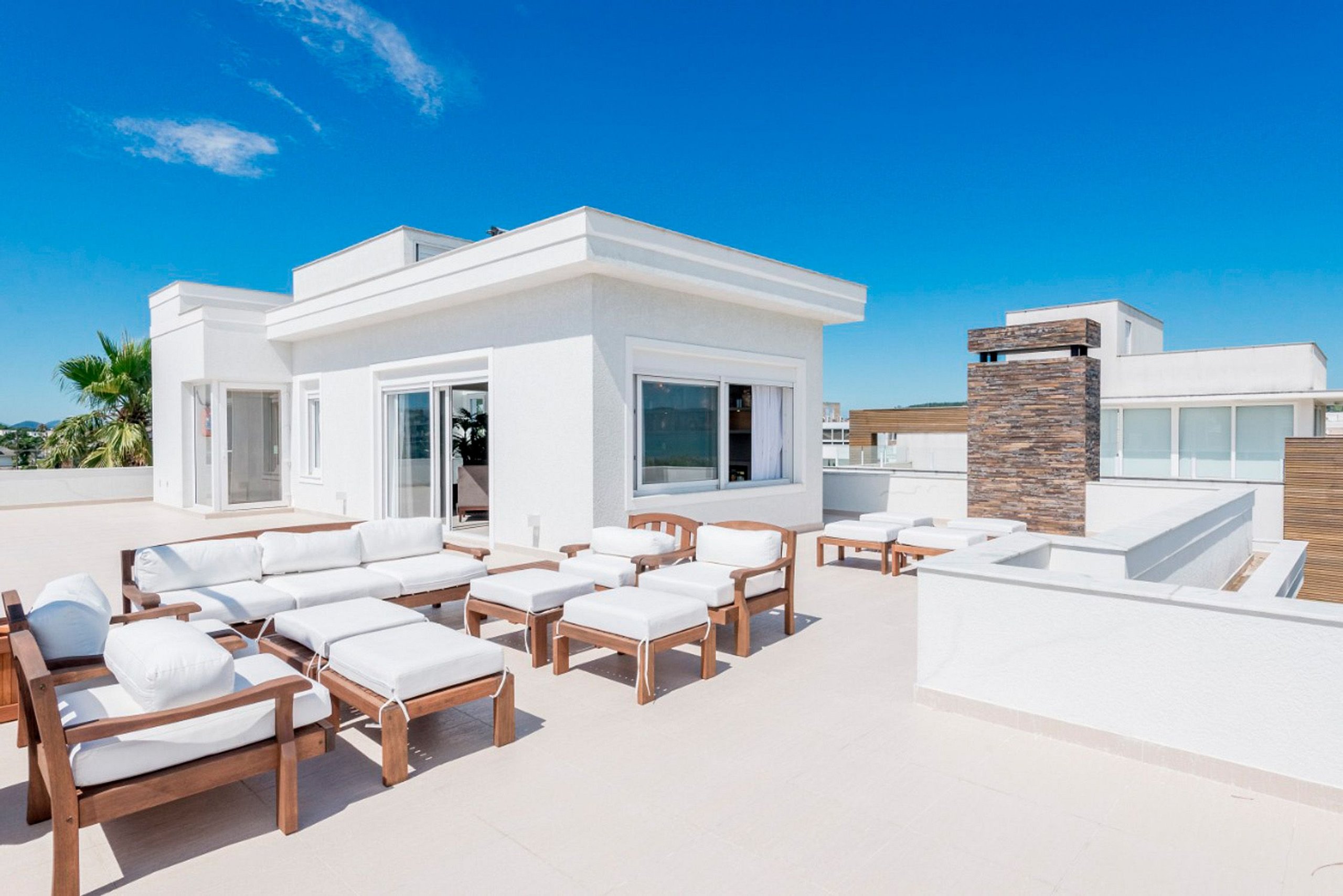 Property Image 1 - Ultra Chic Luxurious Villa with Spectacular Ocean View