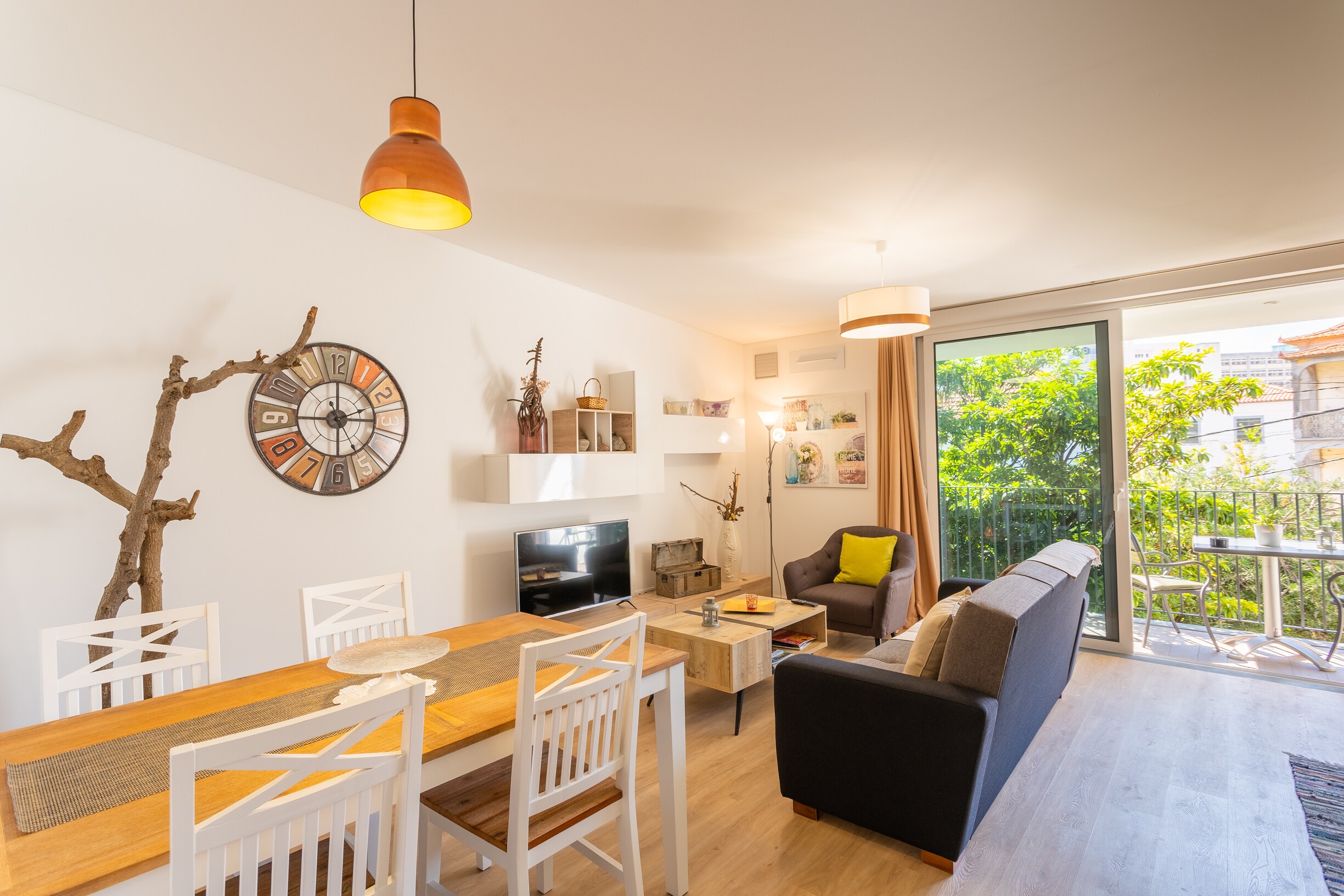 Property Image 1 - Mesmerizing Posh Apartment with Garden and BBQ