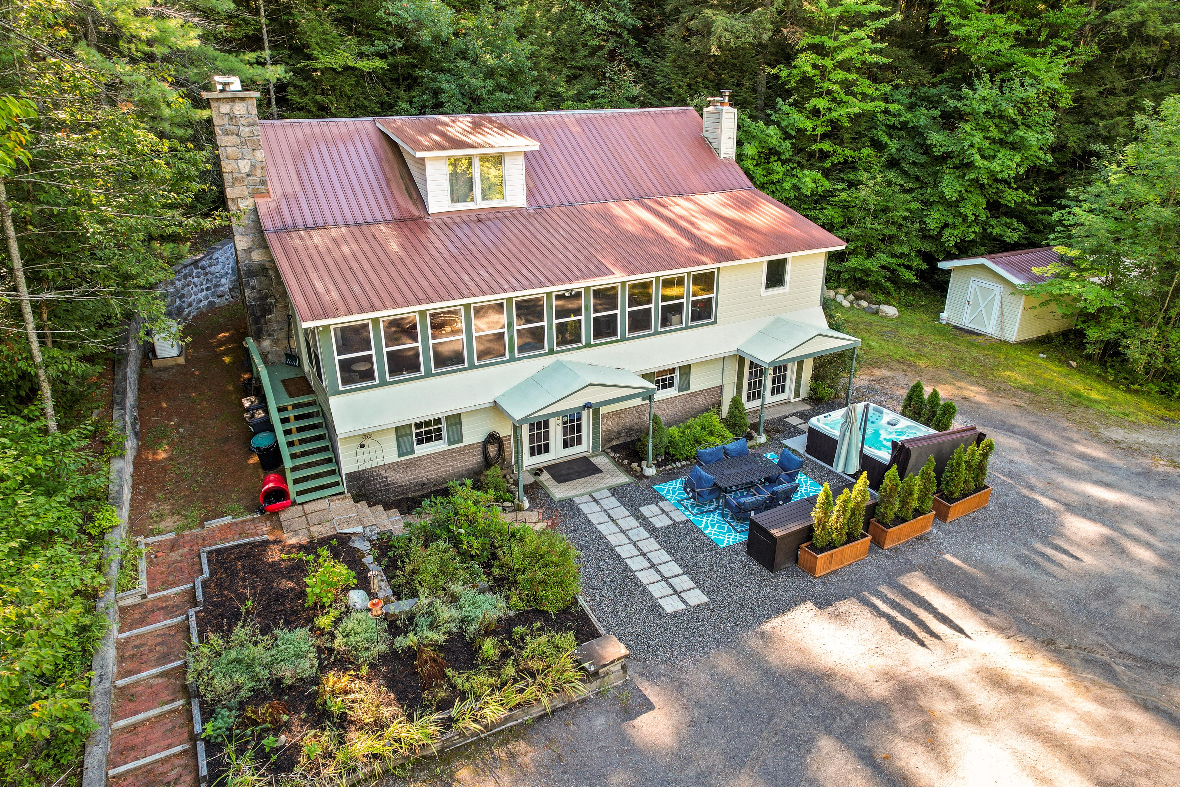 Property Image 1 - Lodge at Schroon River