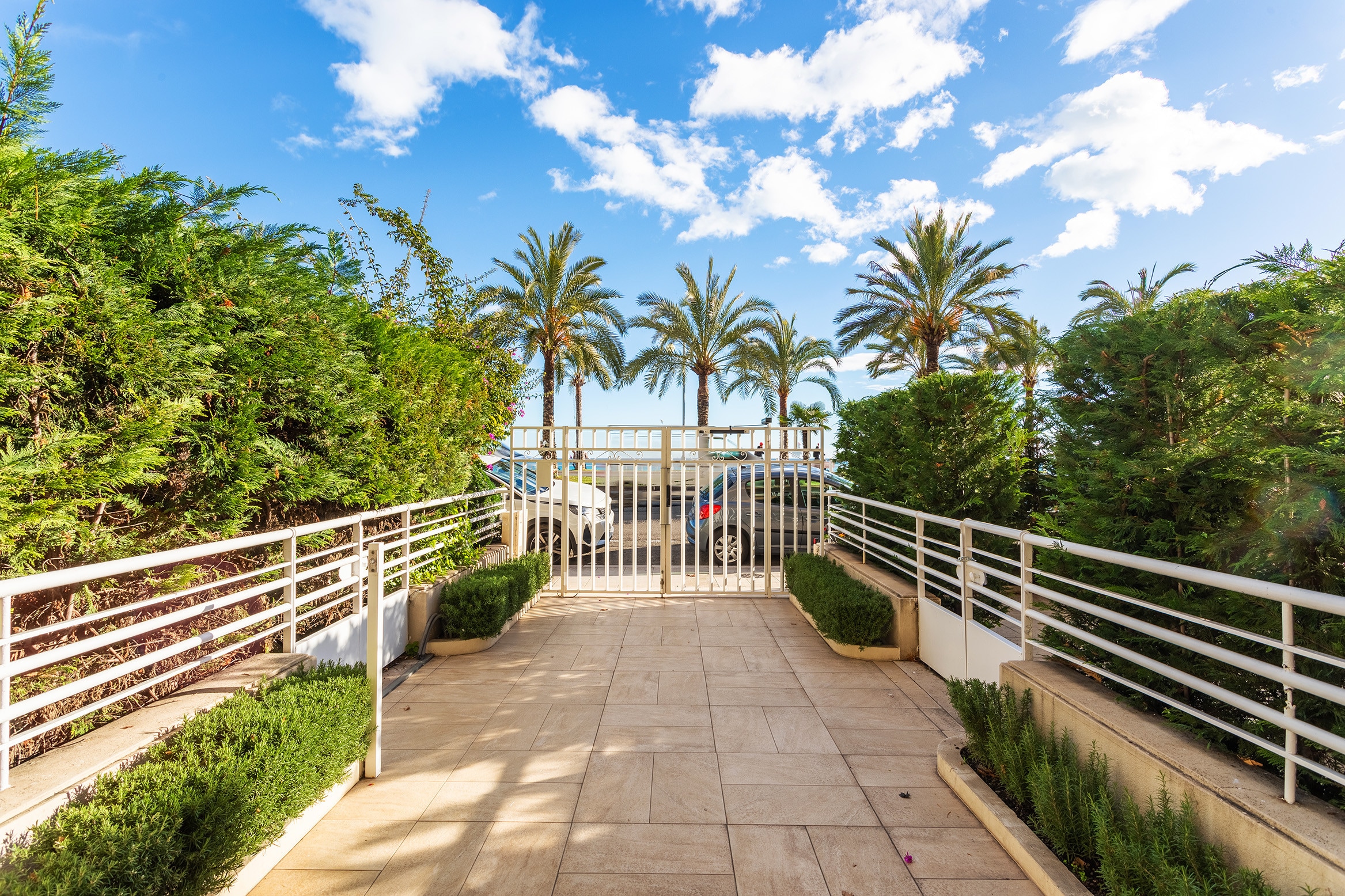 Property Image 2 - Seaside Apartment on the Famous Promenade des Anglais