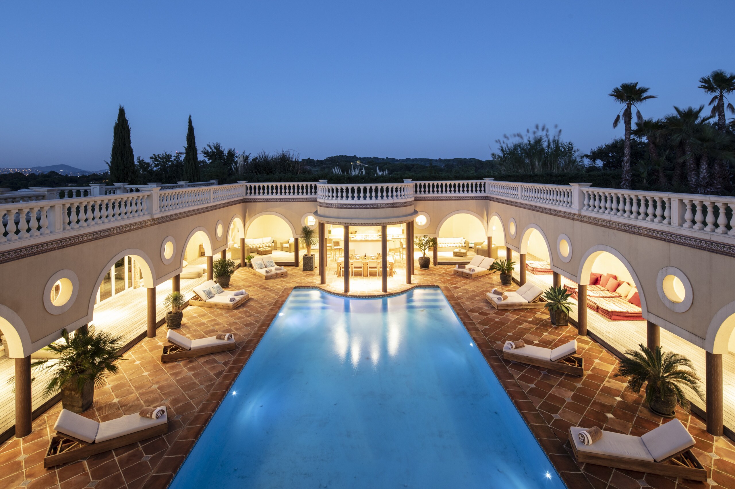 Property Image 2 - 8 bedroom luxury villa with pool and sea view in Saint Tropez
