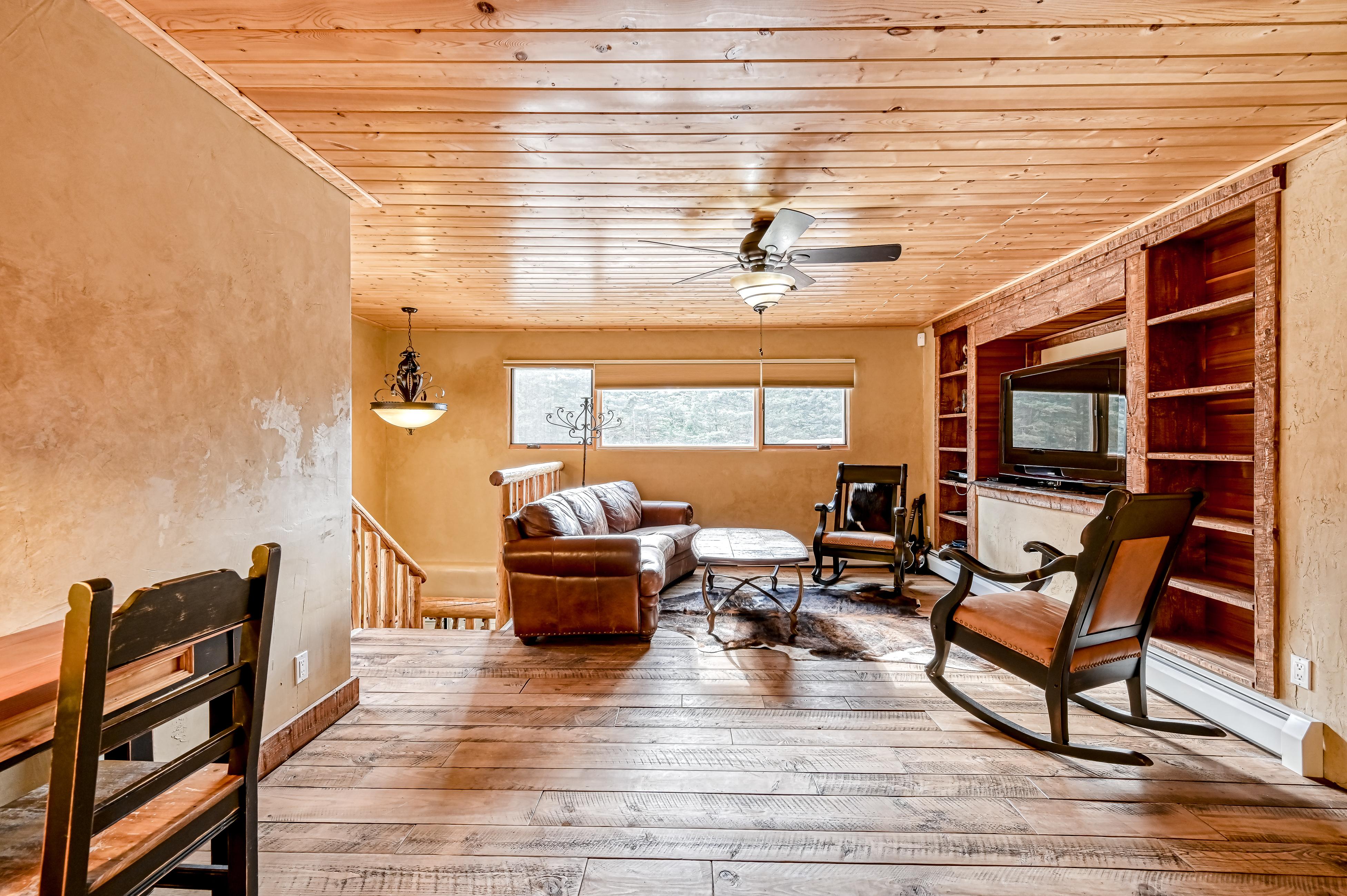 Casa Grande - the Palace in the Pines