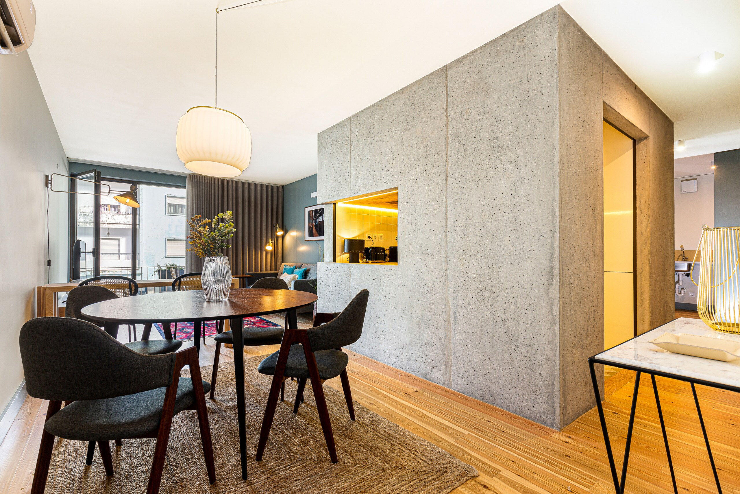 Property Image 2 - Unique Apartment with Garden view near the Campanhã Station