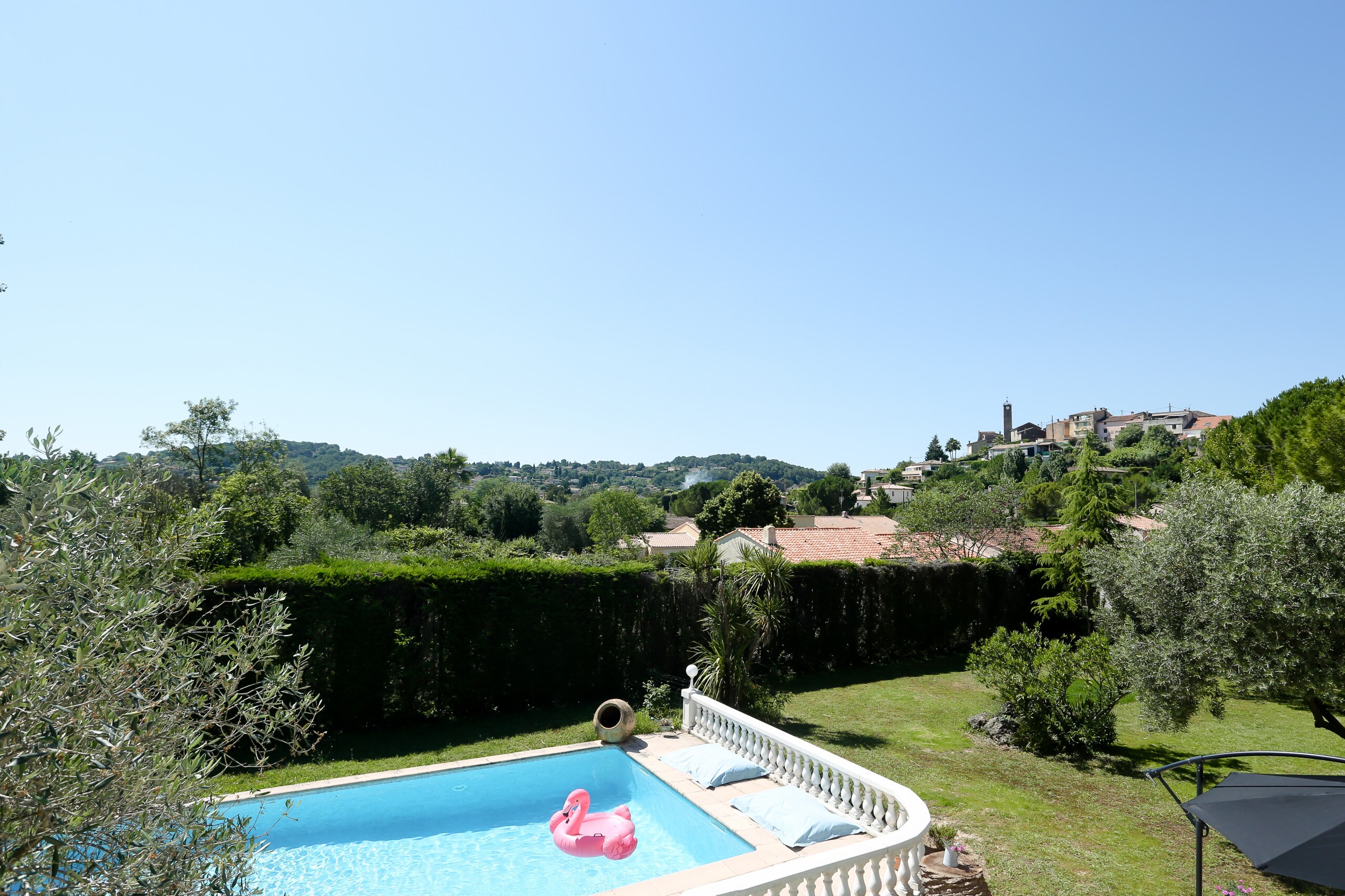Property Image 2 - Wonderful 5-bedroom family villa within walking distance of the village of Plascassier