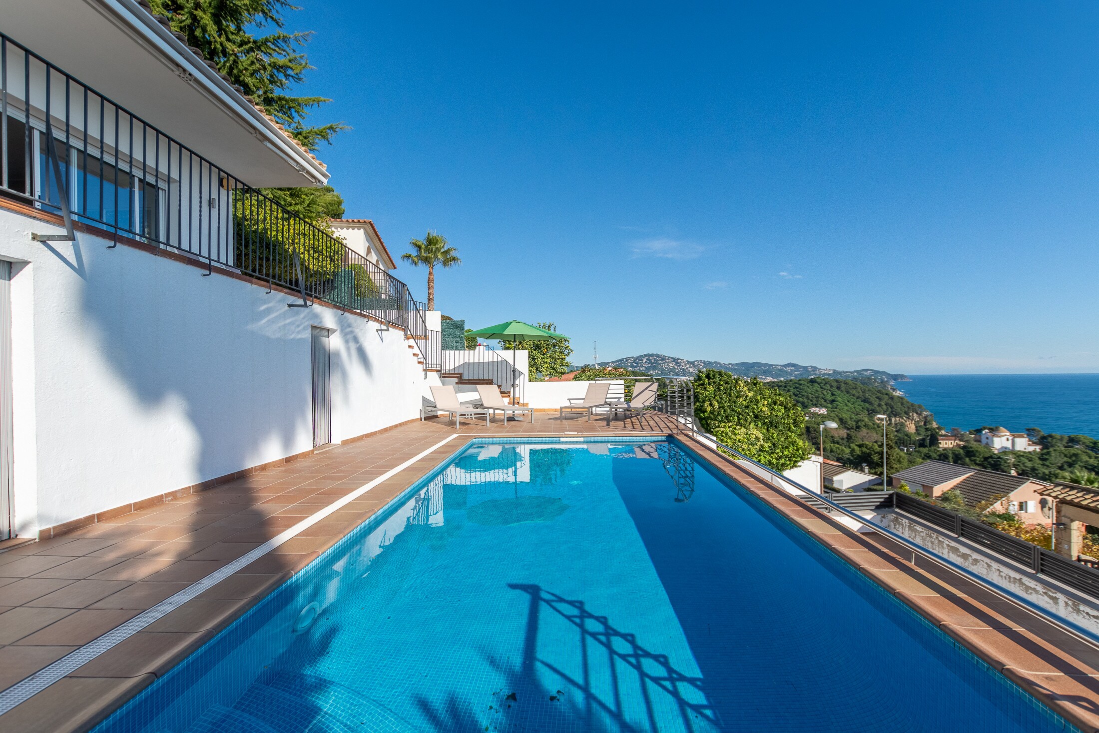Property Image 2 - Idyllic Excellent Villa with Glorious Sea View