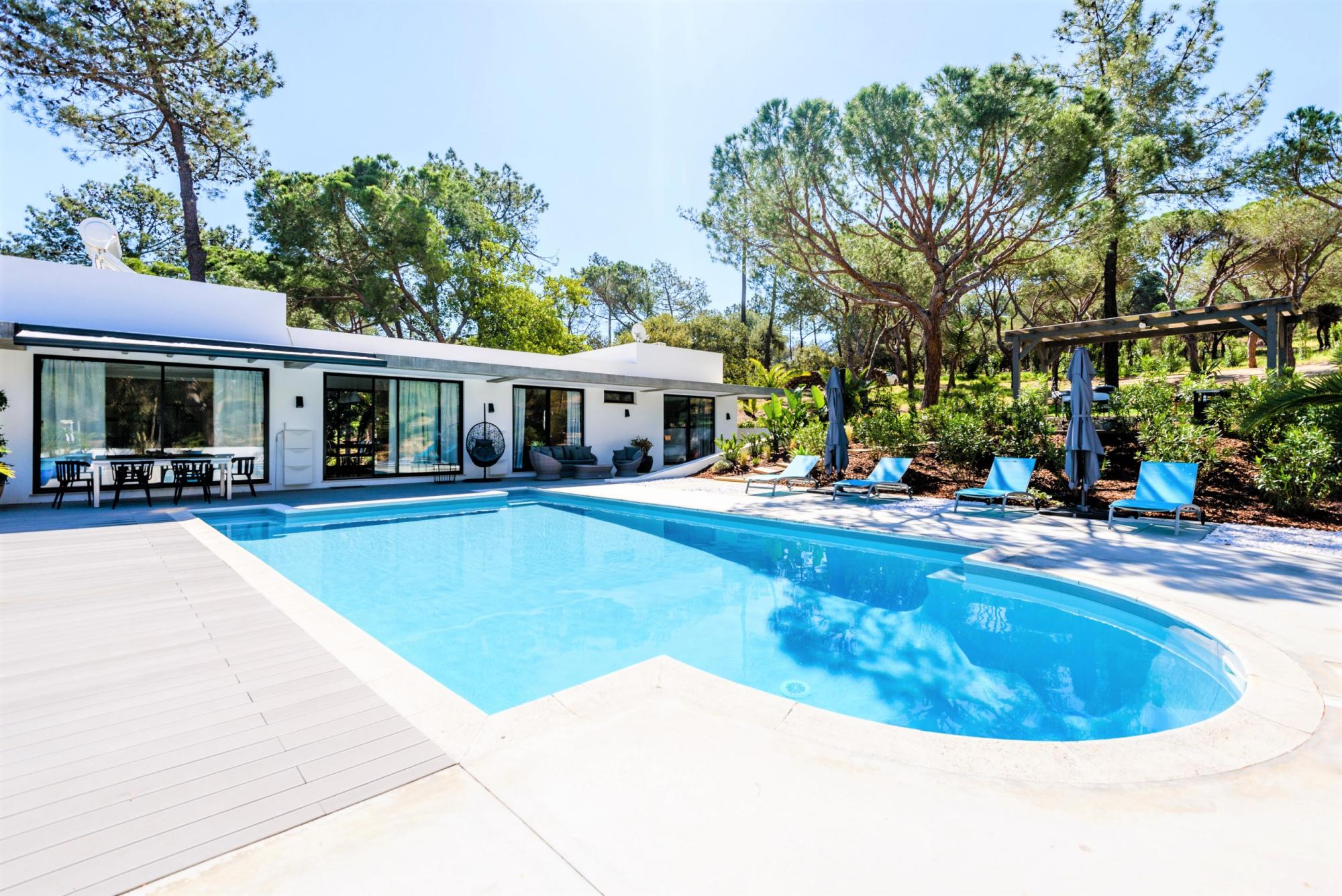 Property Image 2 - Mid Century Modern Villa with Great Pool and Grounds