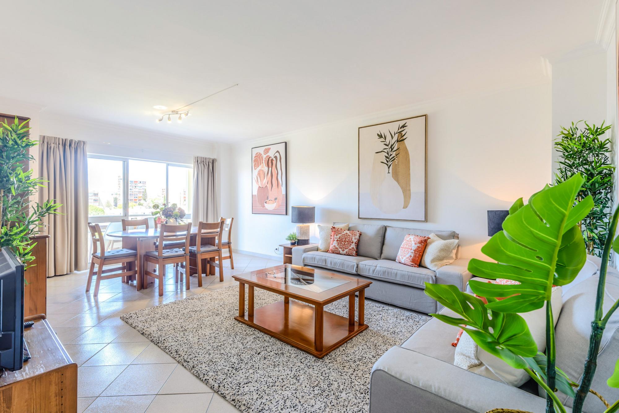 Property Image 2 - Sunny Homey Apartment near the Marina of Vilamoura