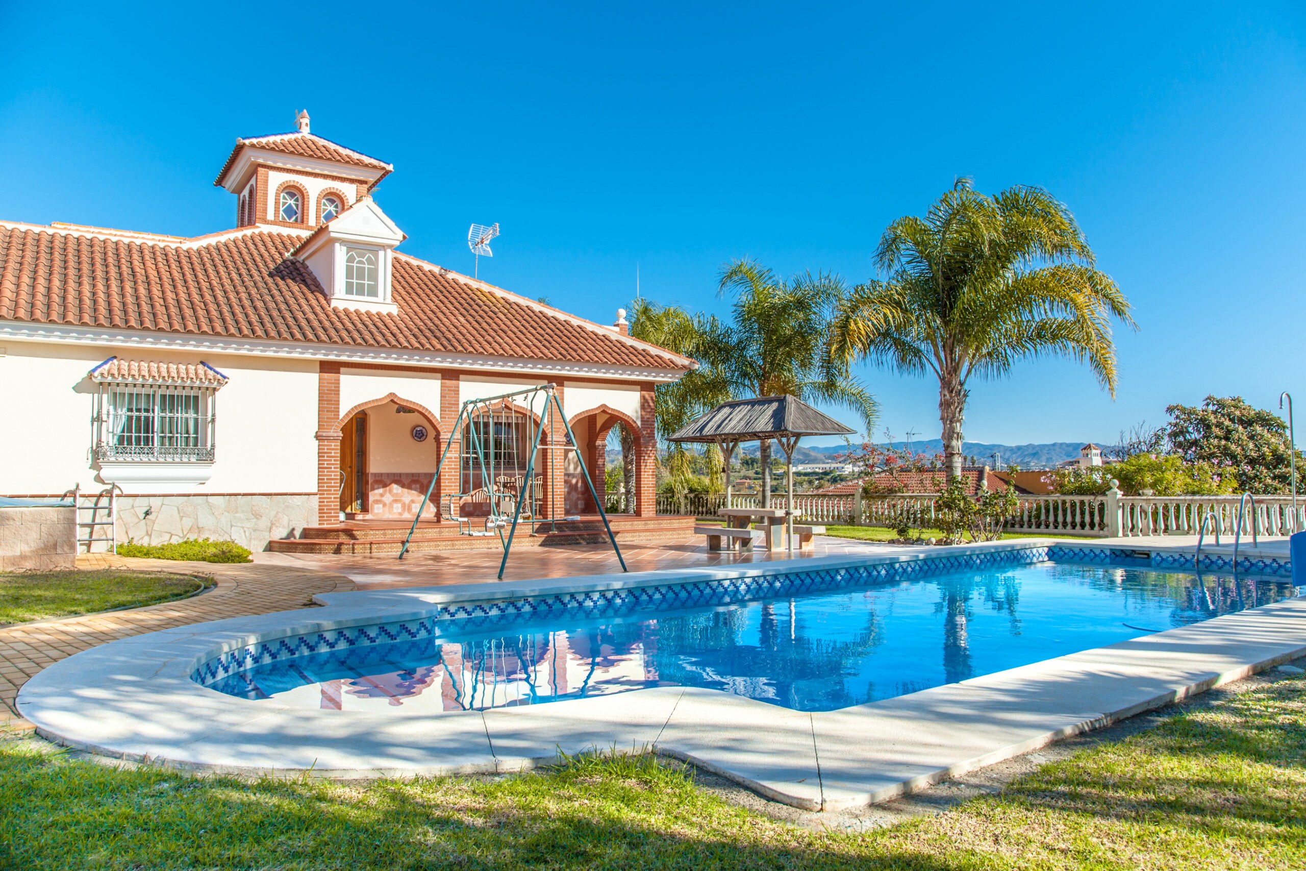 Wonderful holiday villa with swimming pool in Cártama
