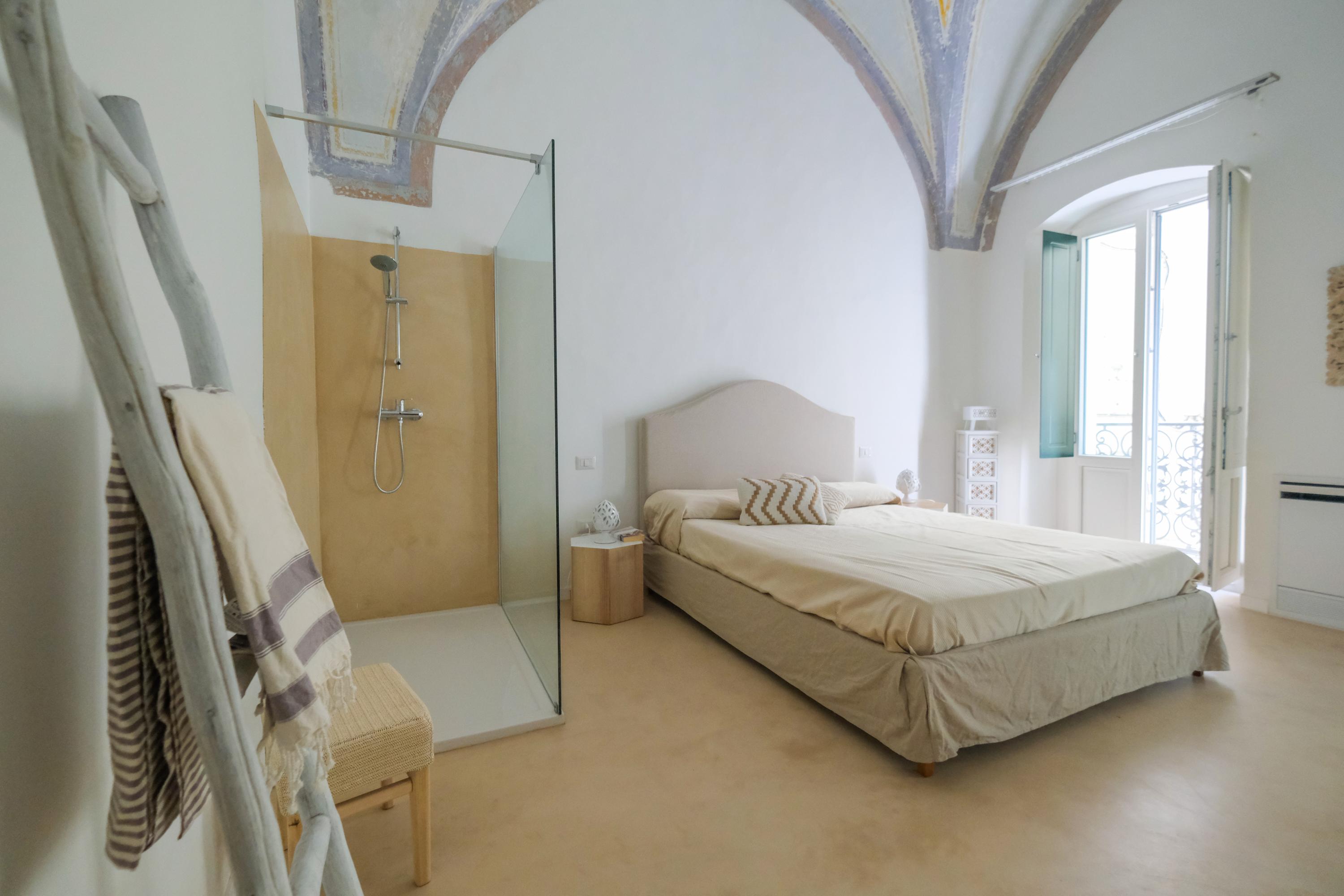 Property Image 2 - Marvelous Historic Flat with Stunning Fresco Murals