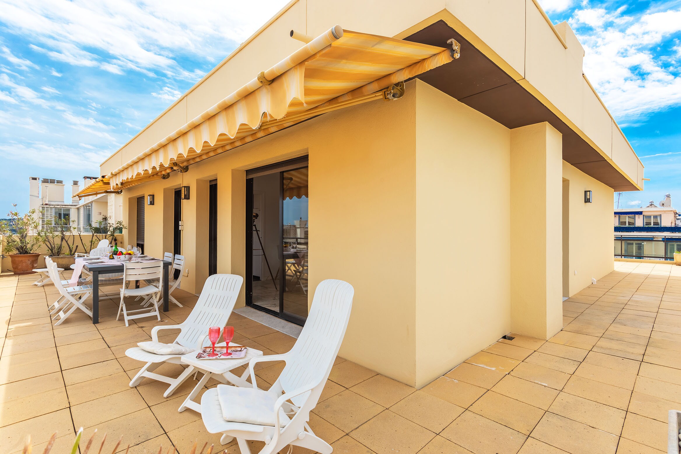 Property Image 2 - Apartment in Antibes with Old Town Views from Terrace