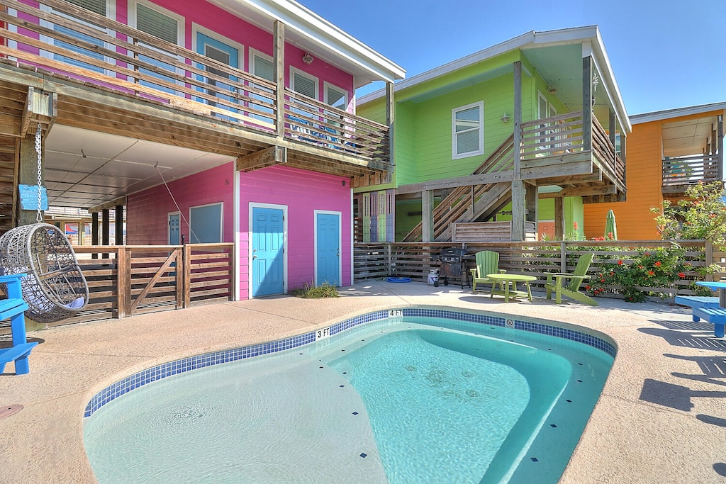 Outdoors. OV27 - Cherry on Top's private pool!