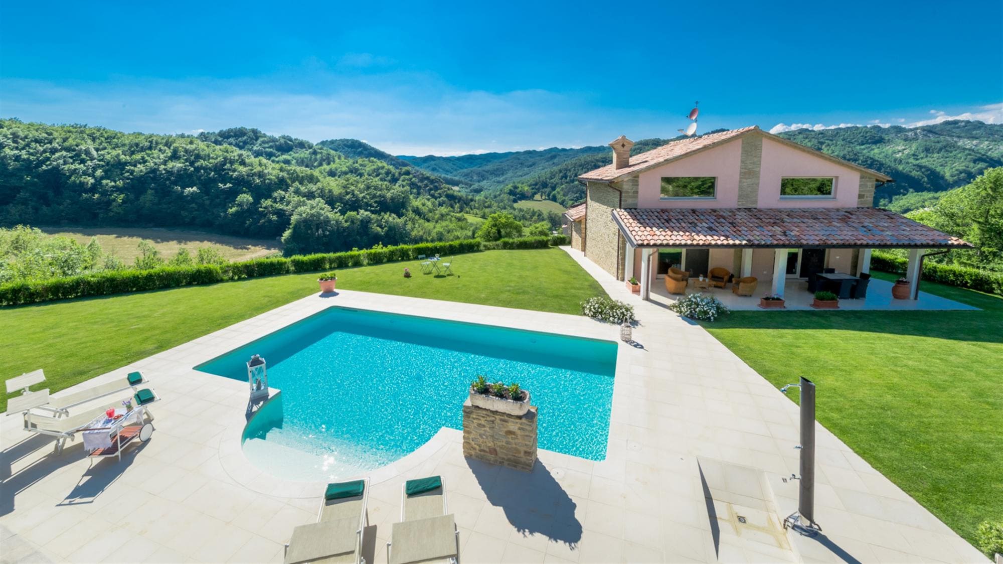 Property Image 1 - Enchanting Chic Villa with Pool Overlooking the Hill