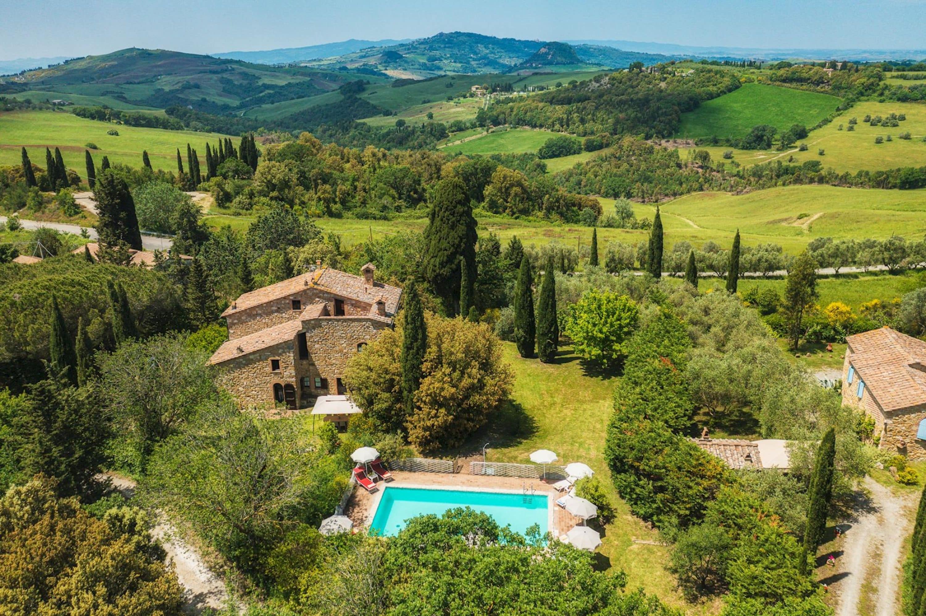 Property Image 1 - Beautiful Country Villa with Pool in Midieval Volterra