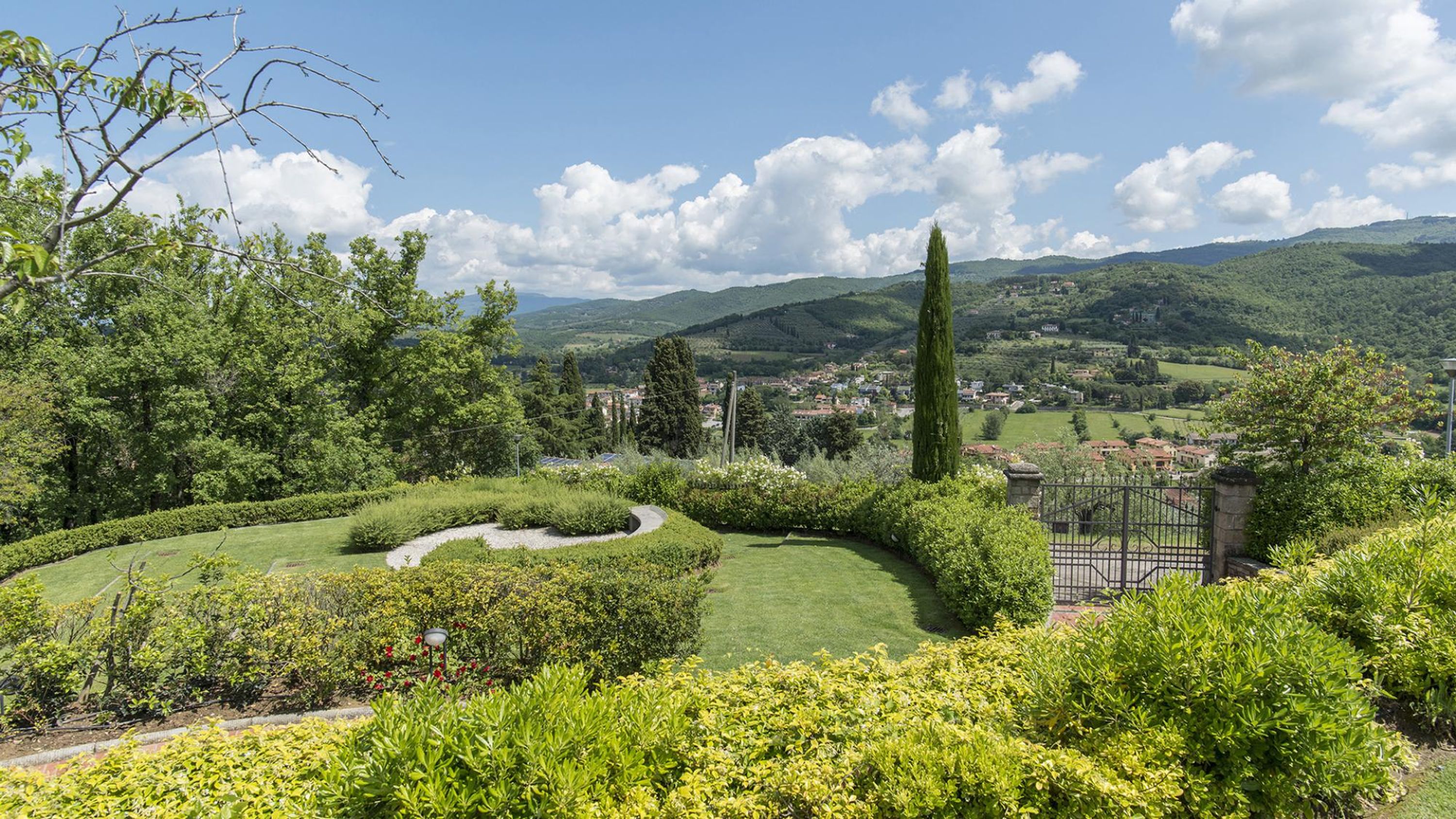 Idyllic Luminous Villa Great for Exploring