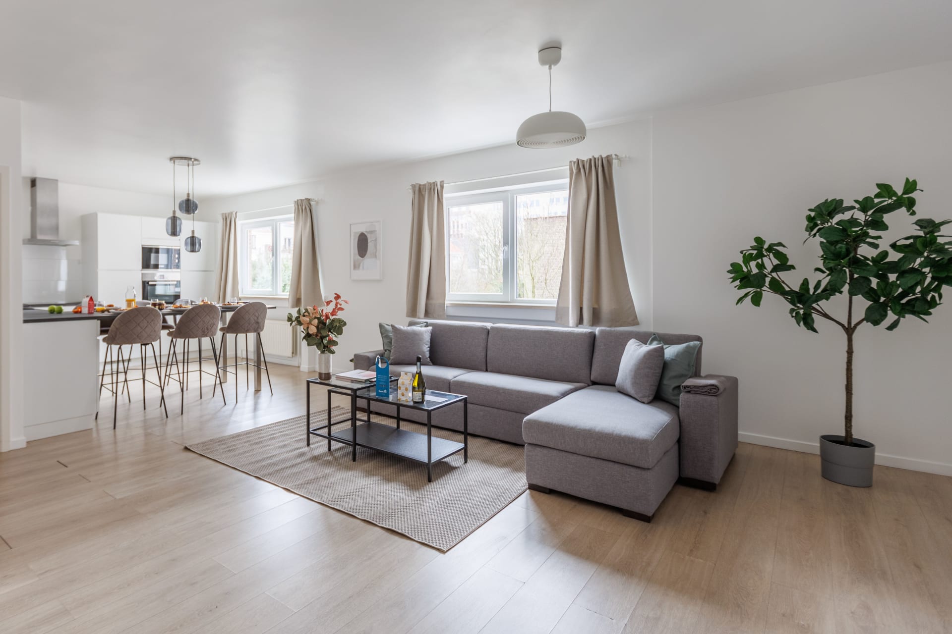 Property Image 1 - Exquisite Radiant Apartment with Premium Amenities