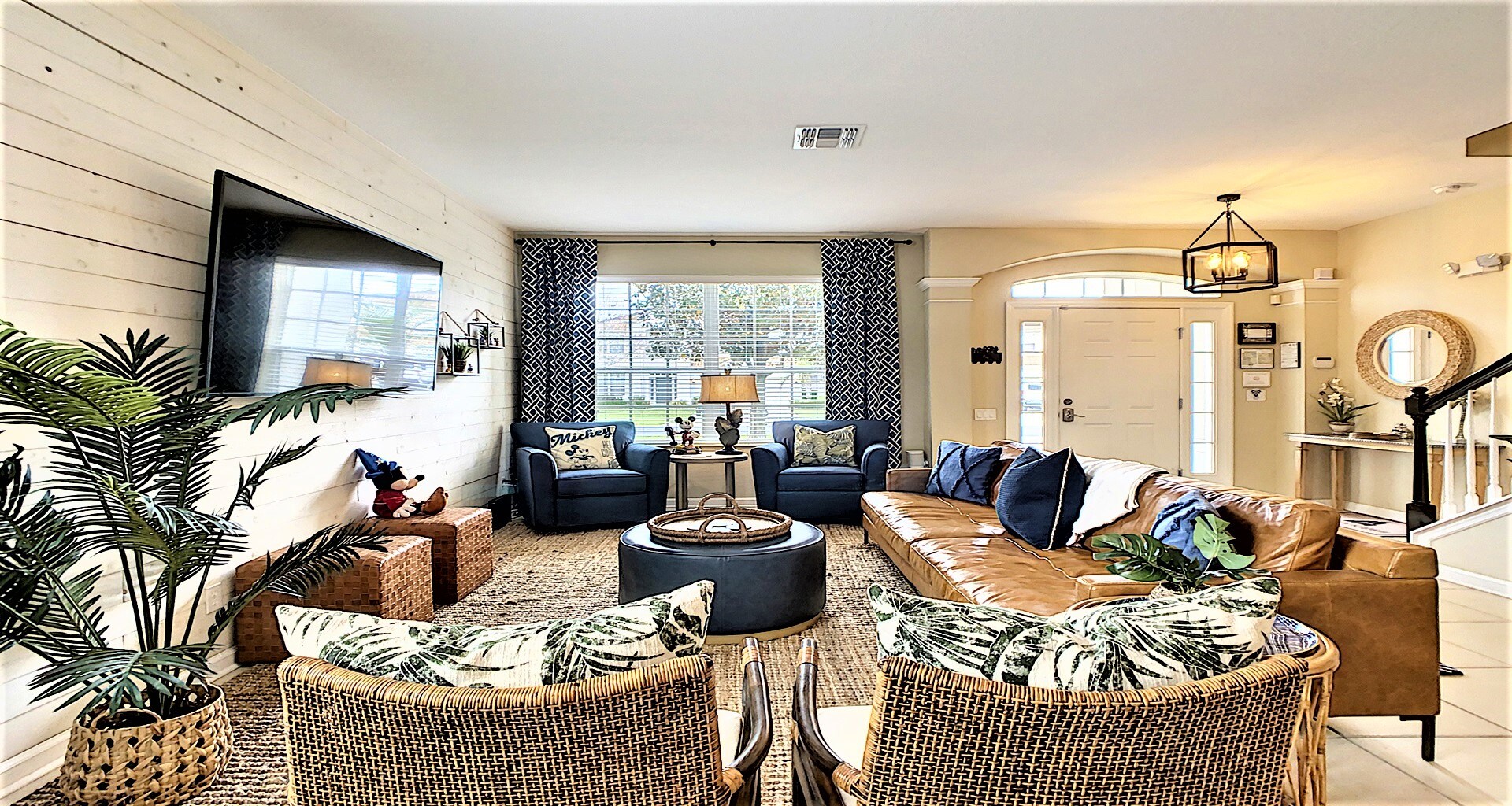 Spacious living room area with luxury cozy sofa, perfect for family reunion