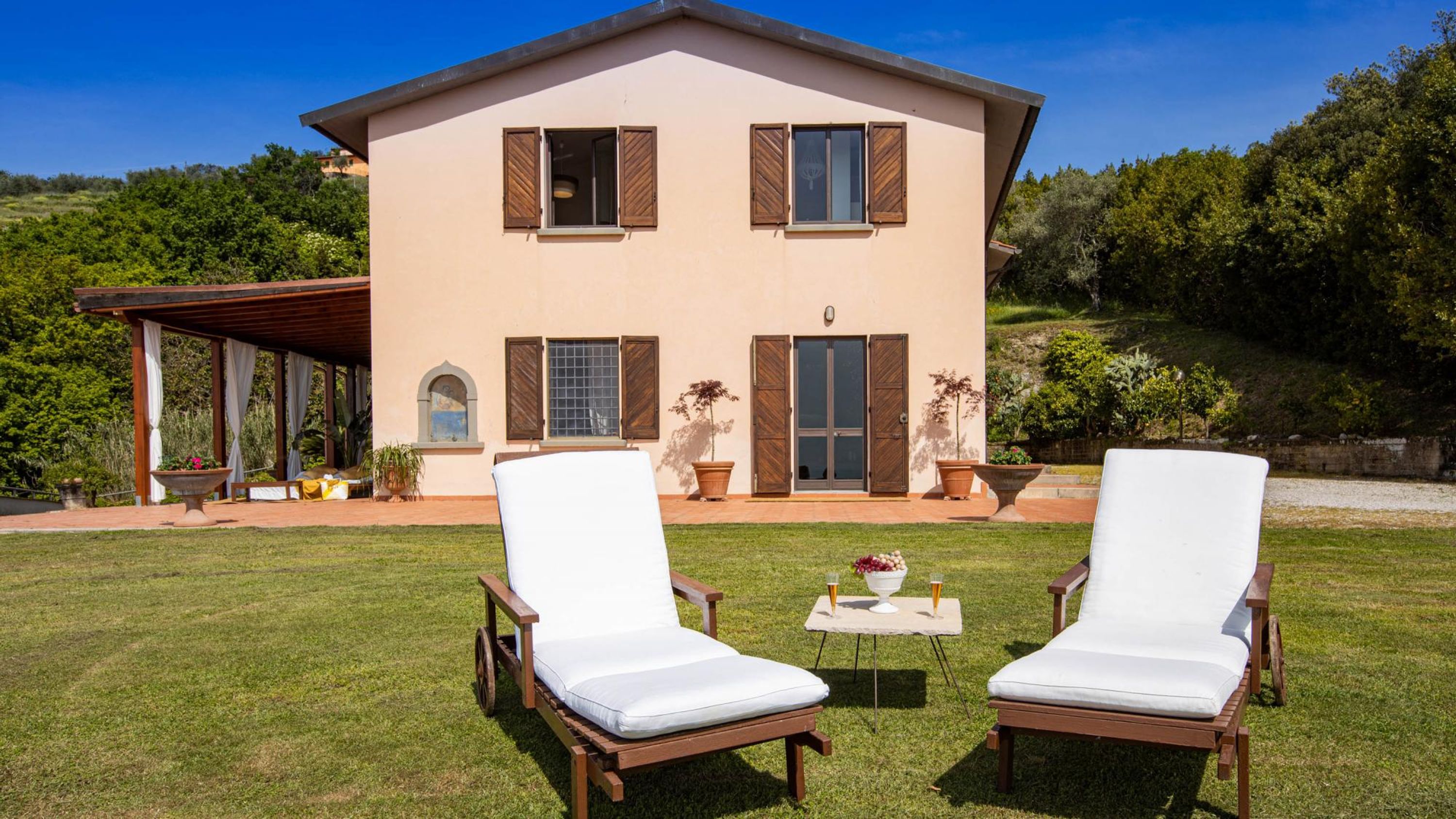 Tranquil Spacious Villa surrounded by Olive Trees