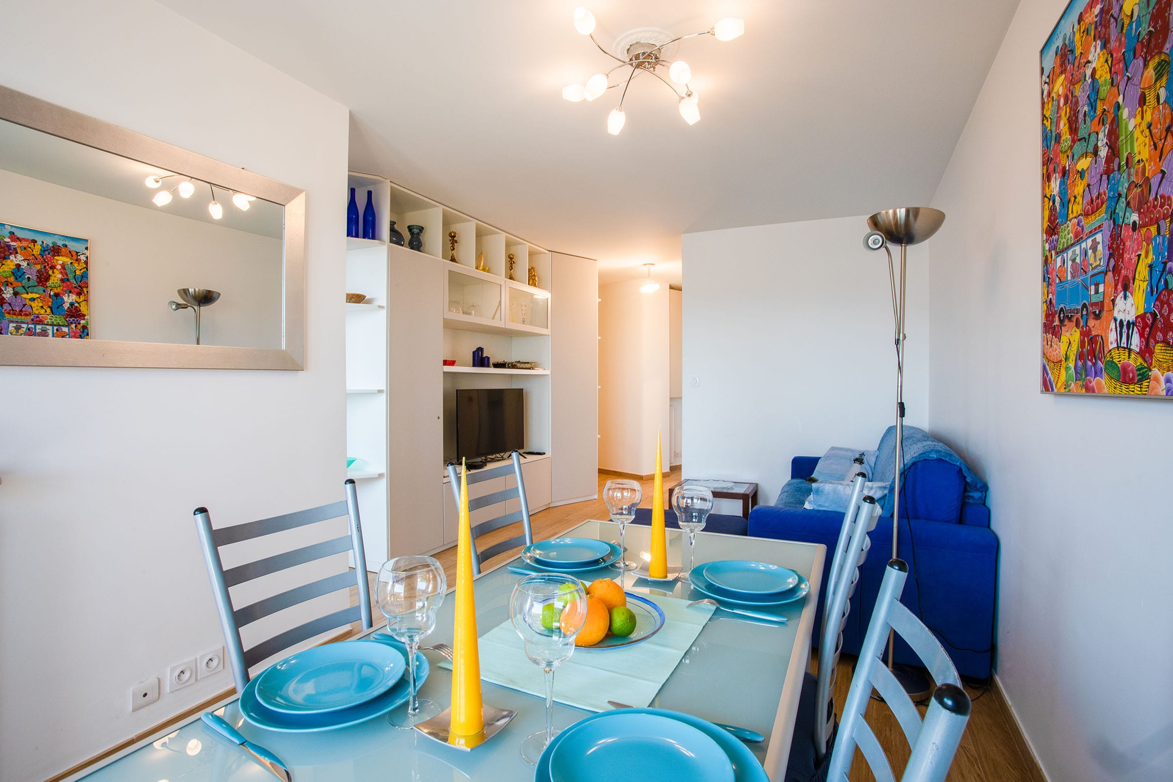 Dining room with sitting area