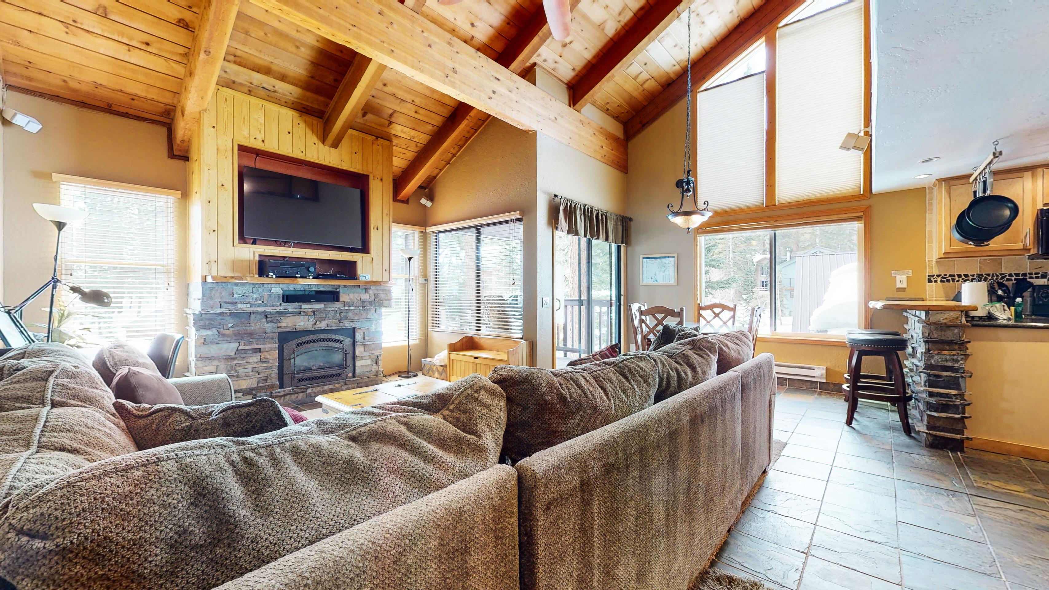 Val D’Isere 1 Home Rental in Mammoth Lakes