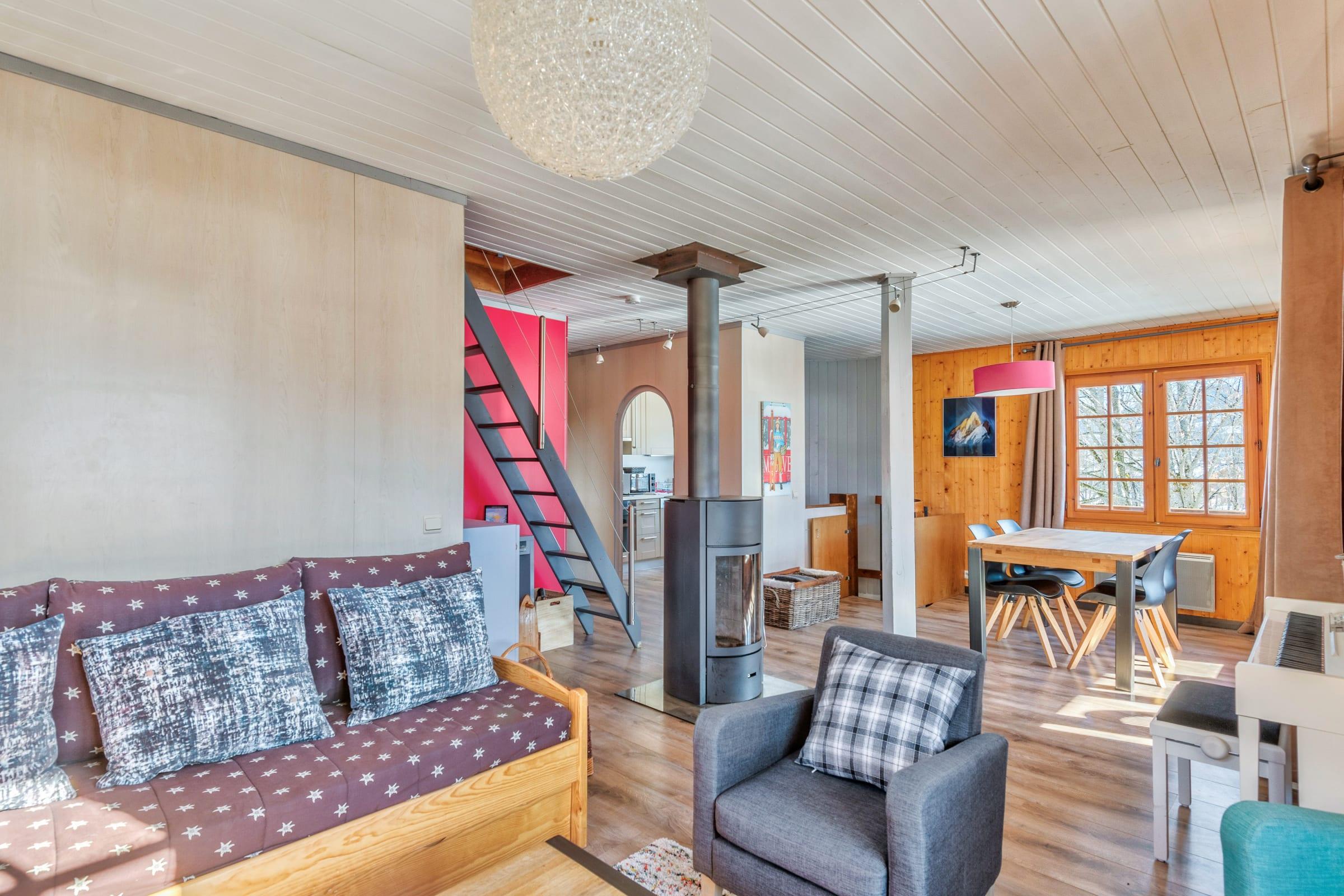 Property Image 2 - Warm chalet at the foot of Megève runs close to the cable cars