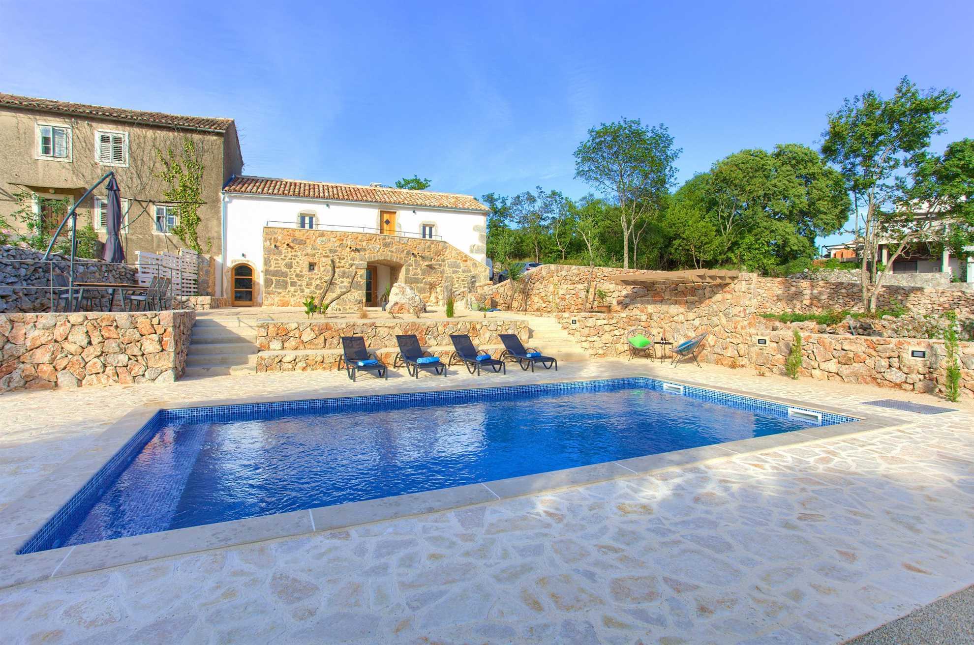 Property Image 2 - Stylish Tranquil Rustic Villa in Gostinjac with Air-condition