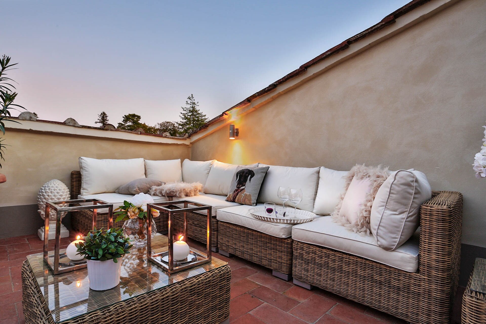 Property Image 2 - Captivating Penthouse with Luxurious Terrace in Lucca