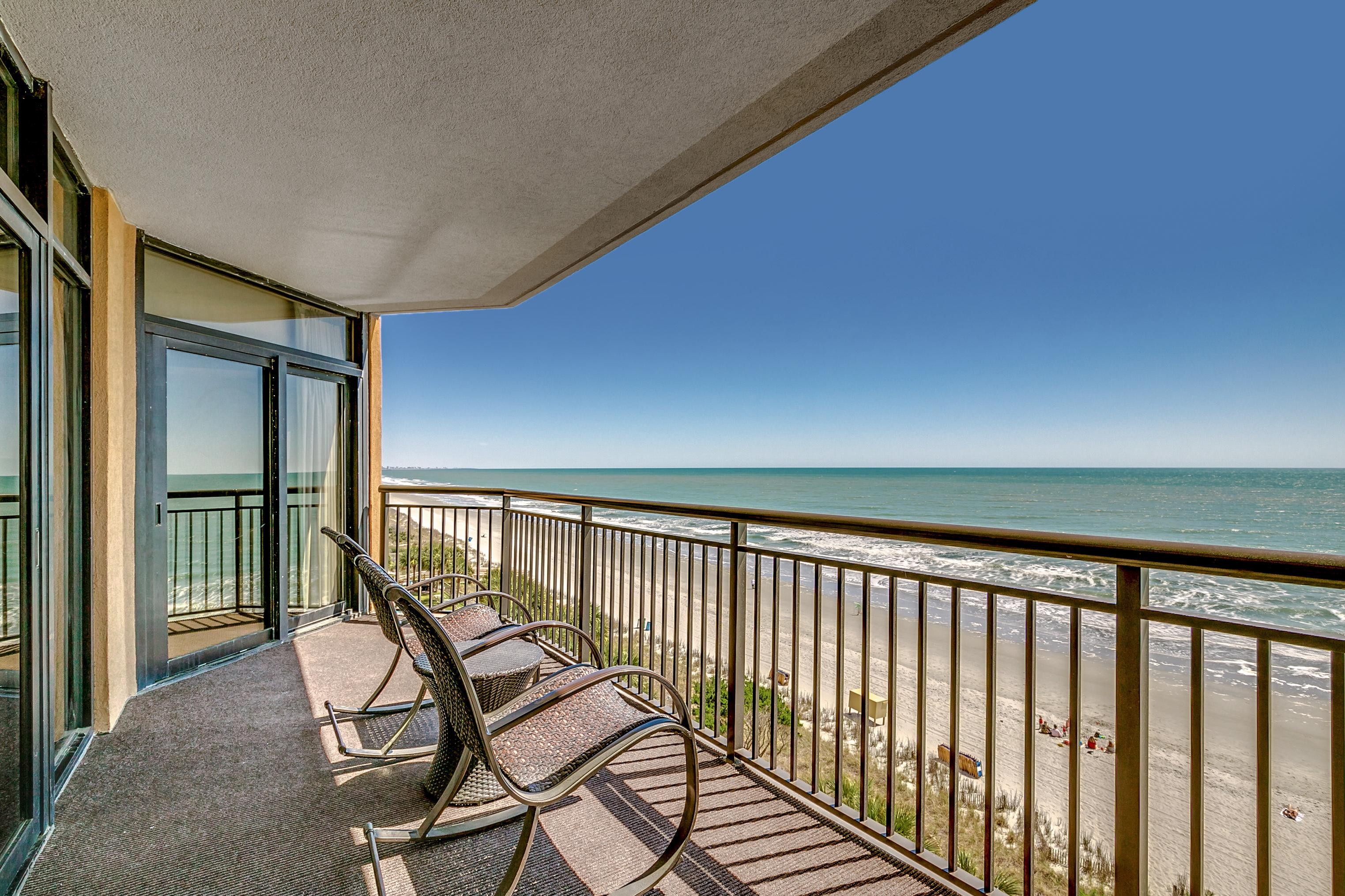 Property Image 1 - Grand Oceanfront Condo with Extensive Water Amenities