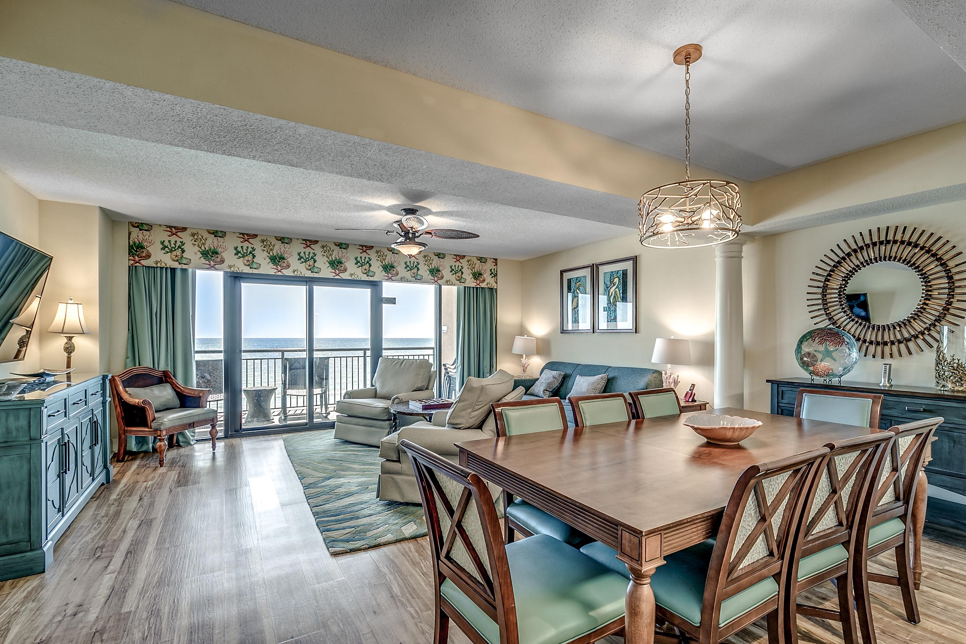 Property Image 2 - Grand Oceanfront Condo with Extensive Water Amenities