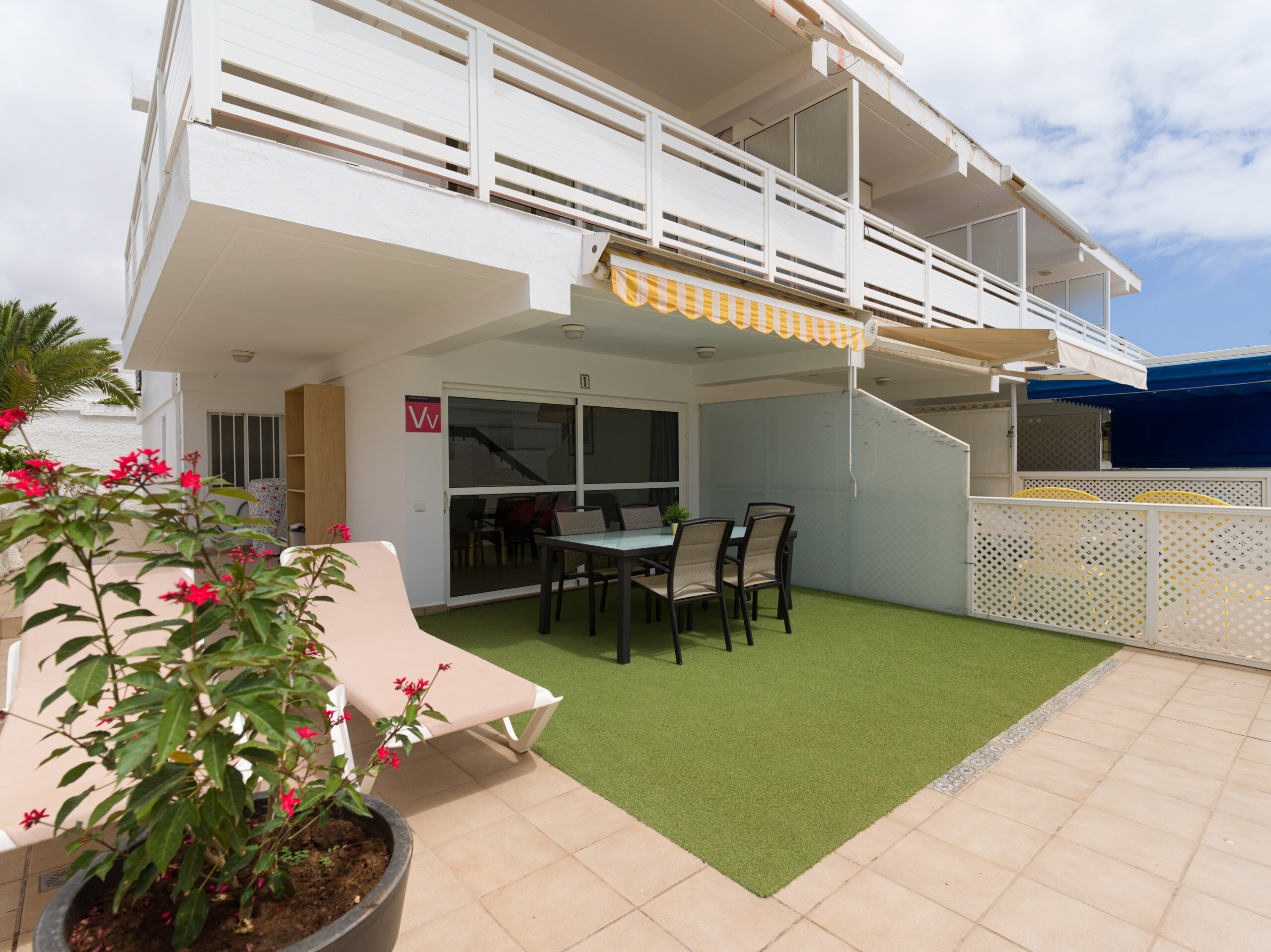 Property Image 1 - Cozy Simple Apartment Overlooking Lush Garden