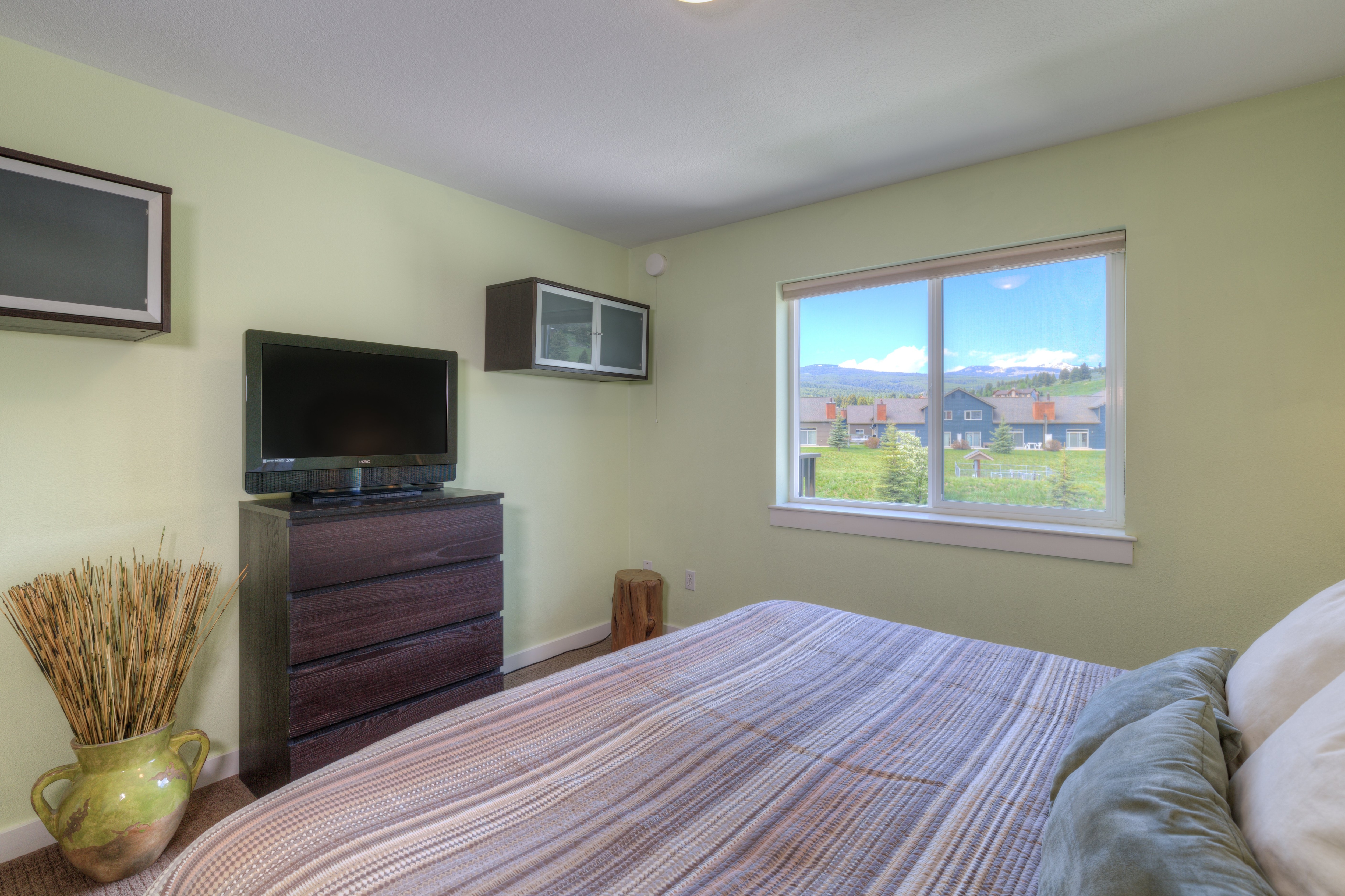 Catch up on a new show | Main Level Catch up on a new show | Main Level