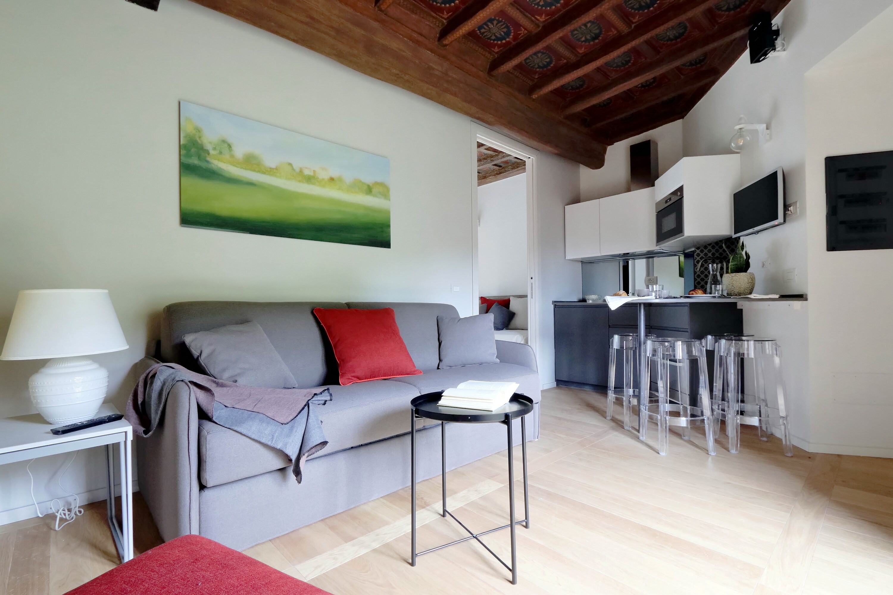 Property Image 1 - Amazing Modern Apartment in the Heart of Trastevere