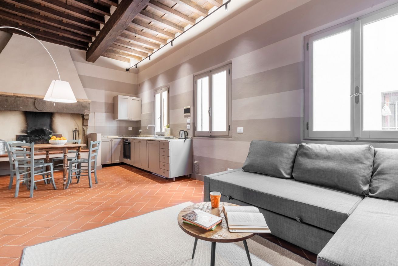 Property Image 1 - Airy Minimalist Condo close to Ponte Vecchio