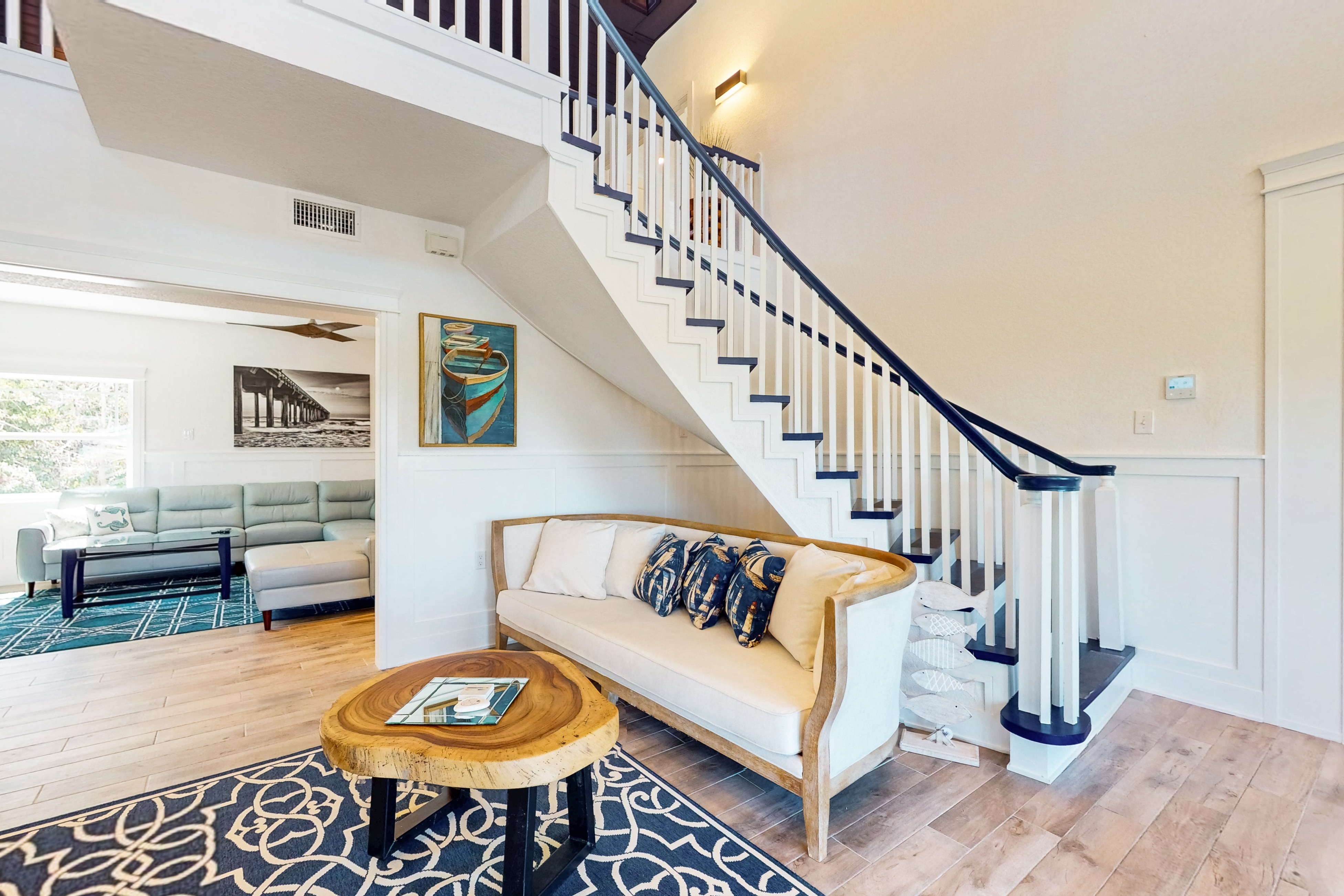 Beautiful Estate on Millers Bayou w/Free WiFi, Game Room, Firepit & Hammock