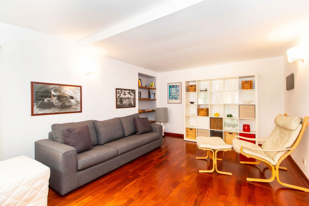 Property Image 1 - Charming Warm Condo in the Heart of the City