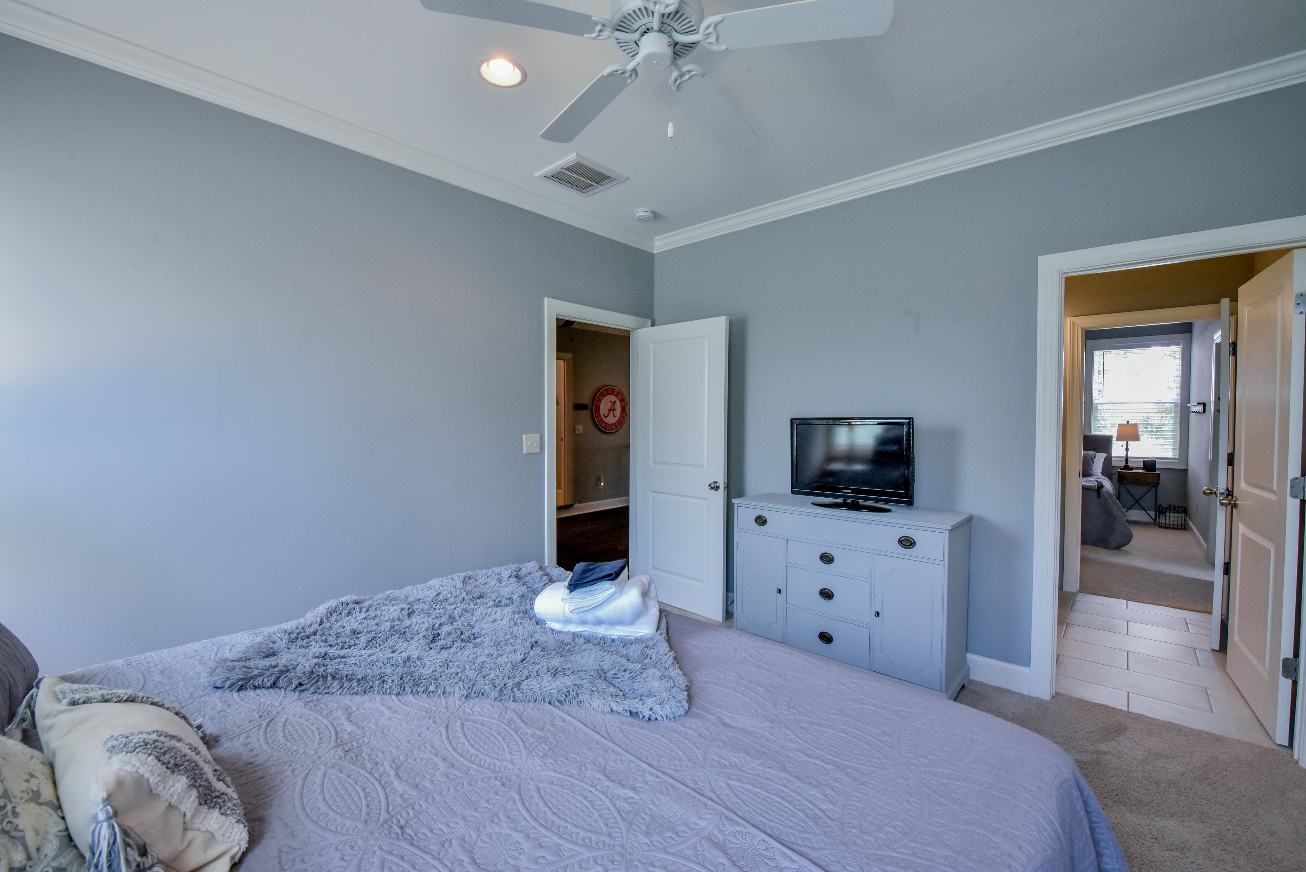 Water Oaks Lake House