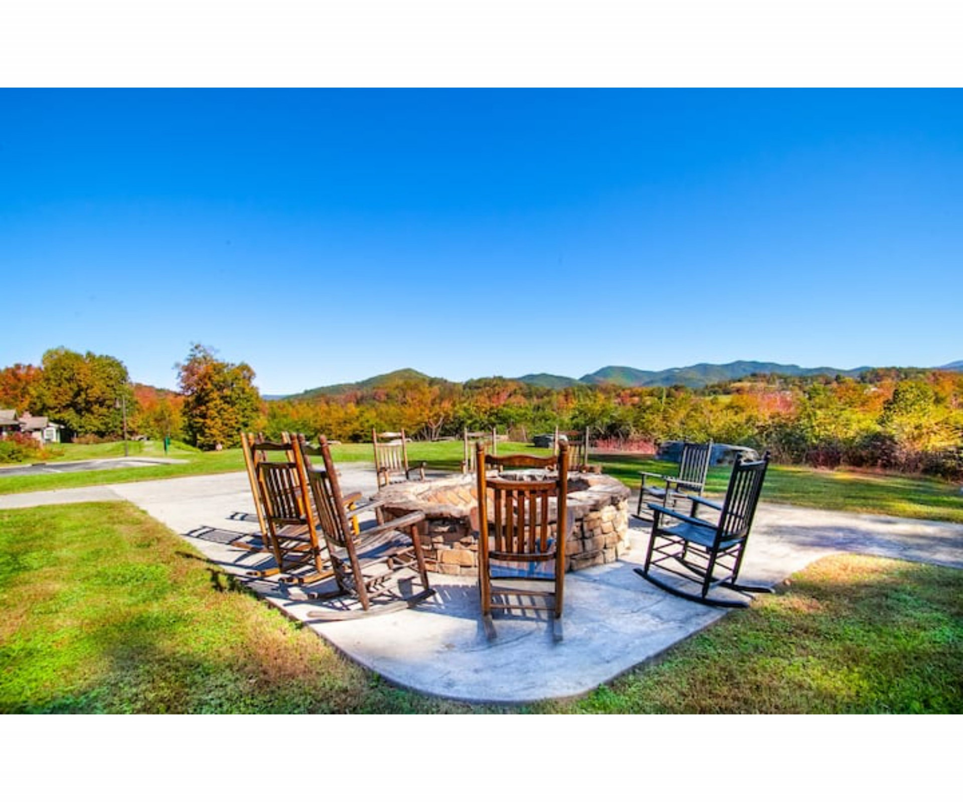 Property Image 1 - Gorgeous Cades Cove Condo with Community Pool!
