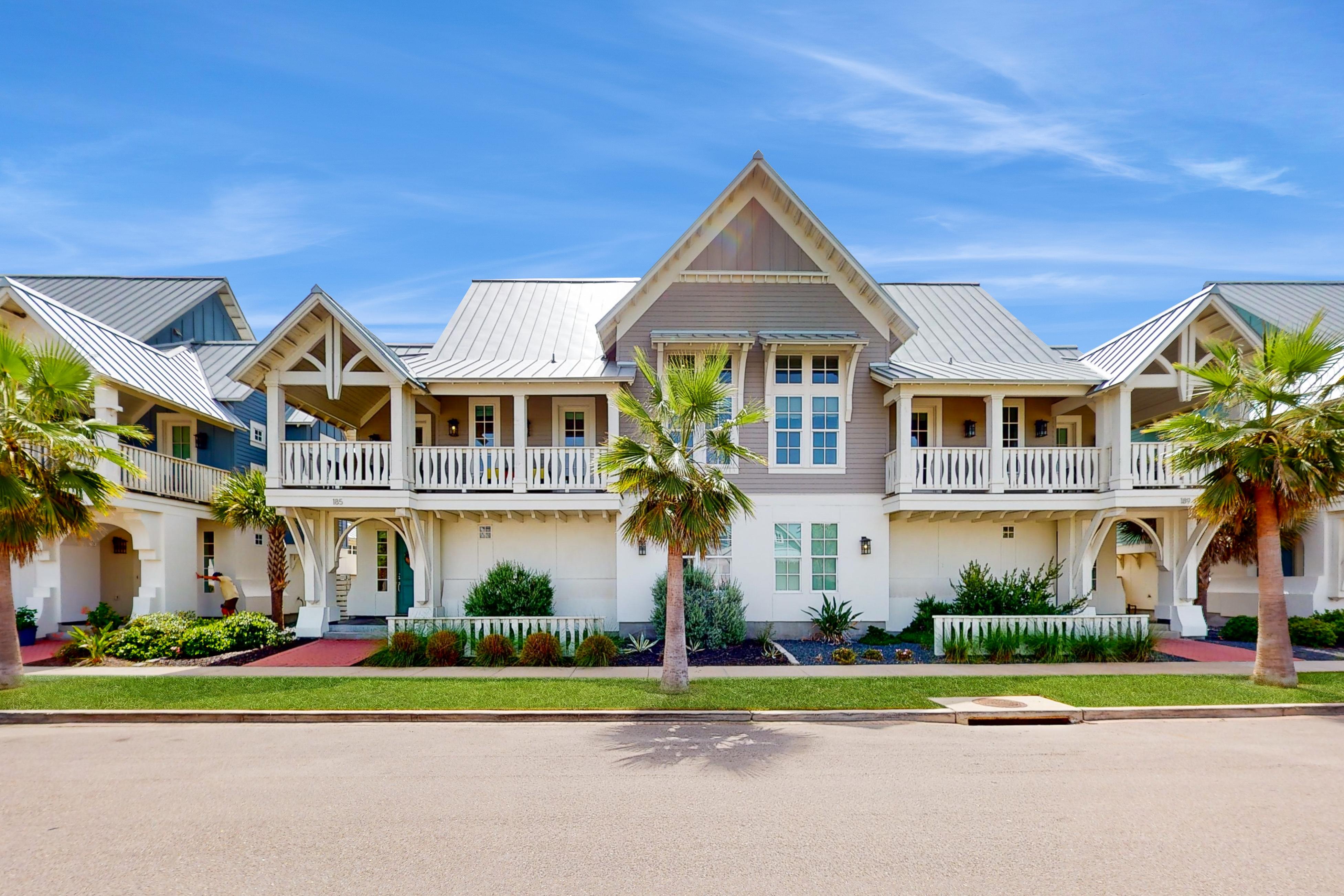 Property Image 1 - Palmilla Beach: Belle Beach Home