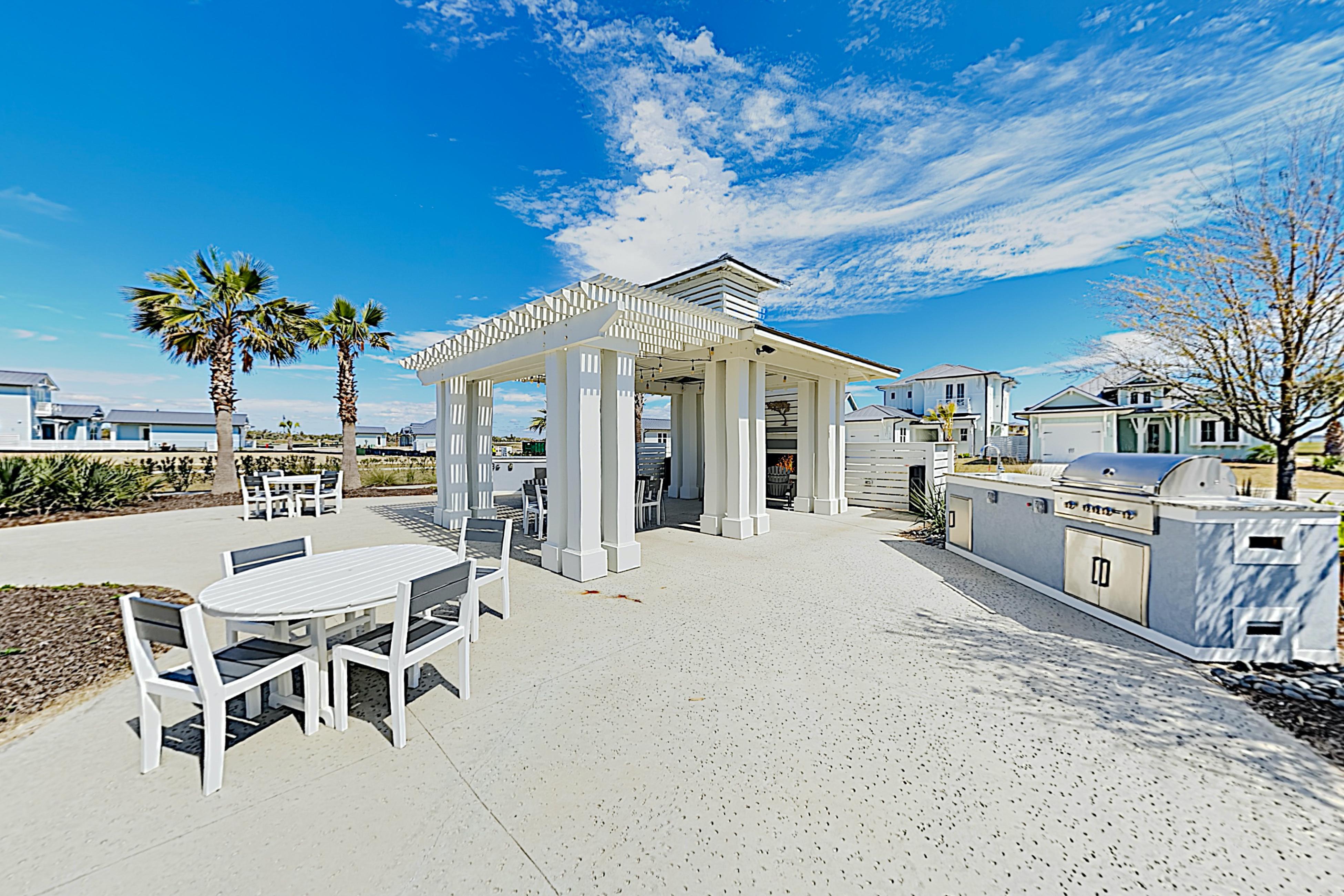 Waterfront Paradise | Private Pool & Dock, Poolside TV & Multi-TV Game Room