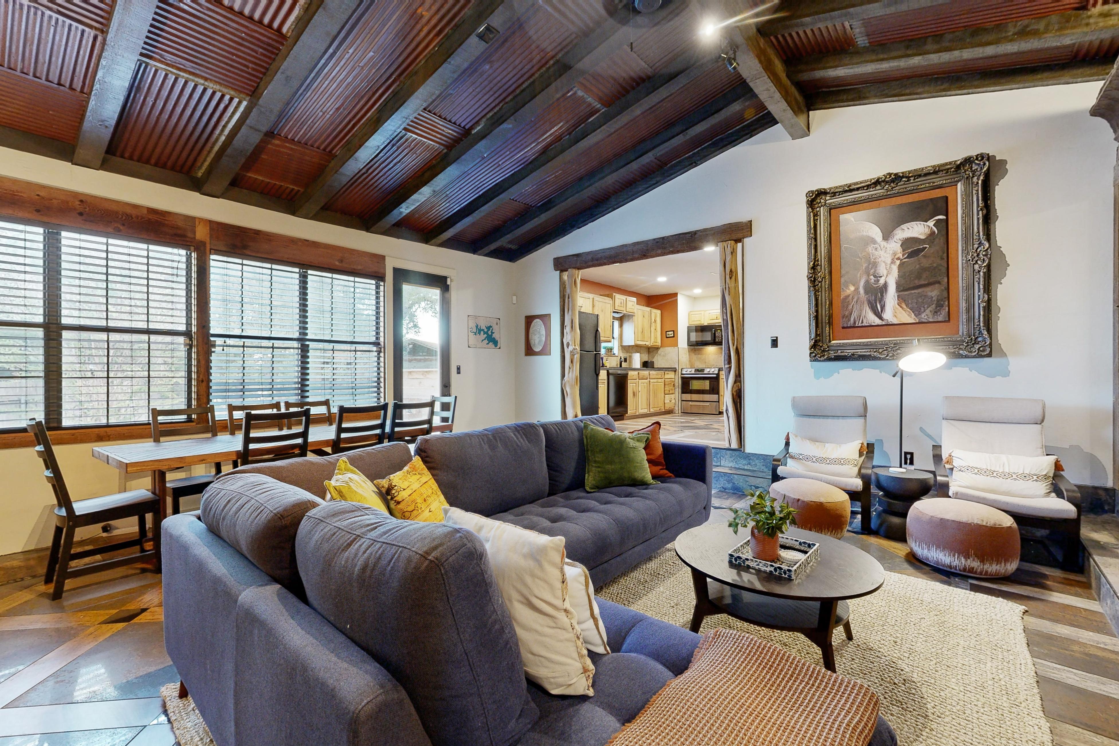 Tubin' Oasis at Horseshoe Bend Canyon Lake Tubin' Oasis at Horseshoe Bend Canyon Lake