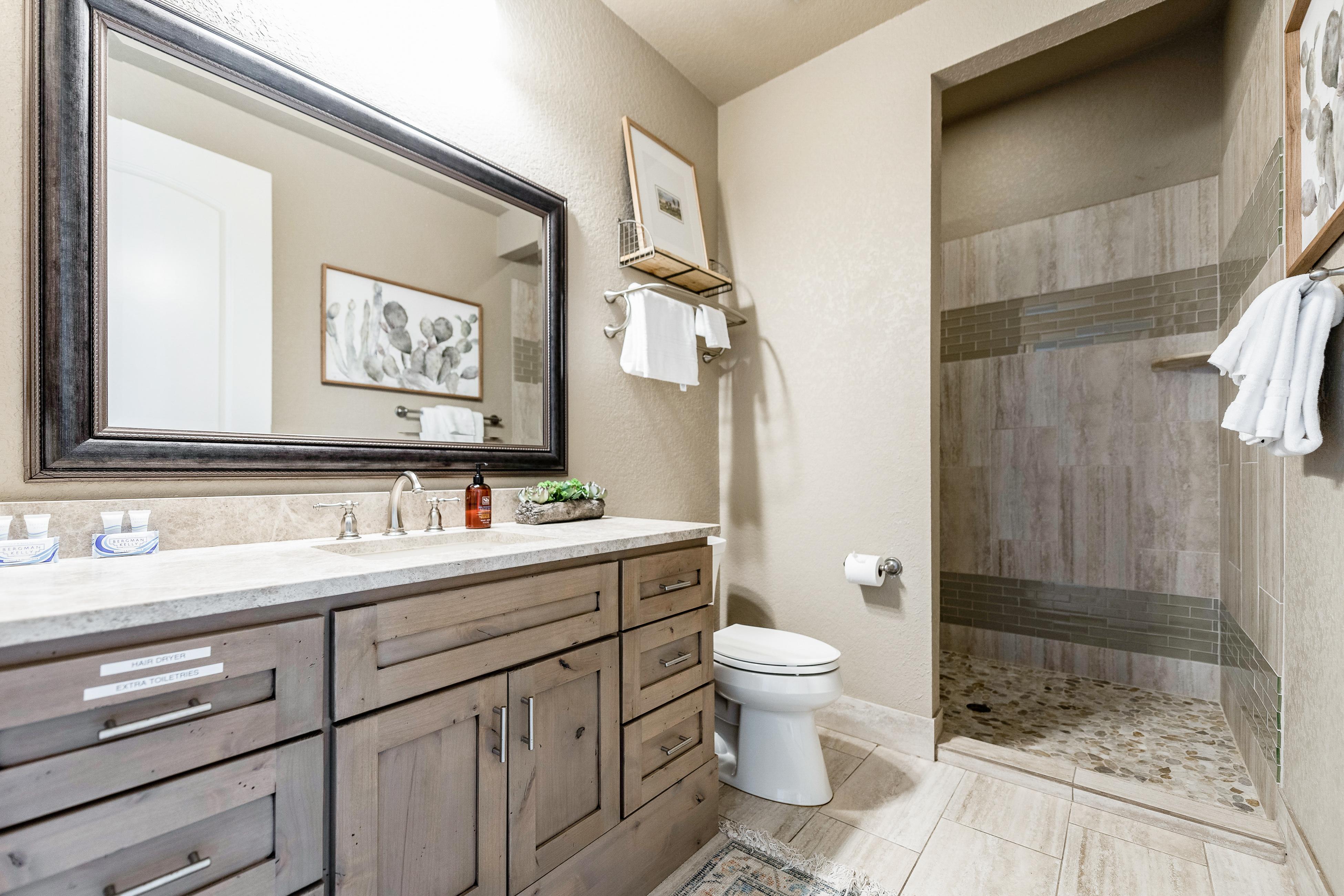 Century Oak House - Main