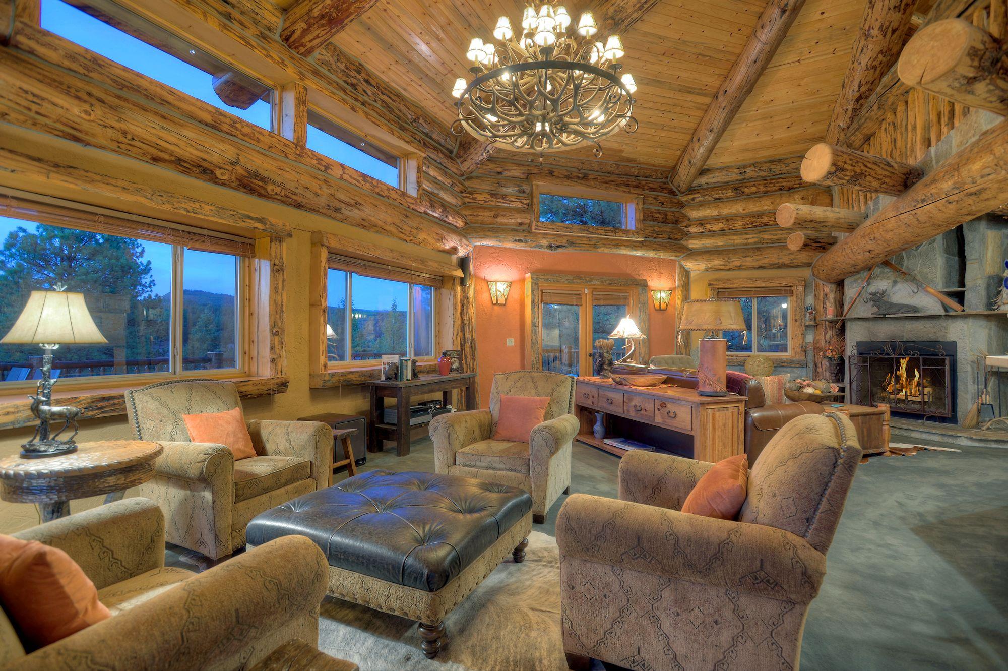 Property Image 2 - Elk Mountain Retreat