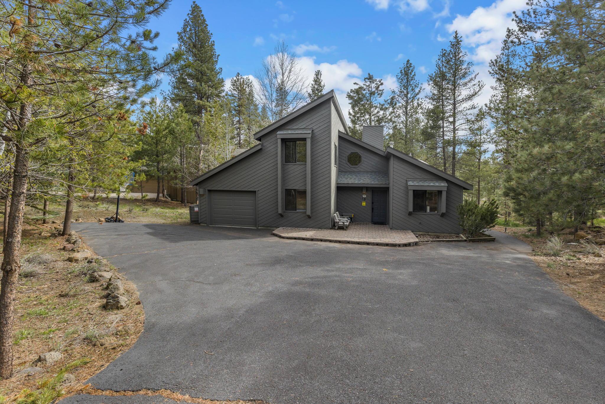 Property Image 2 - Sunriver Red Fir Retreat